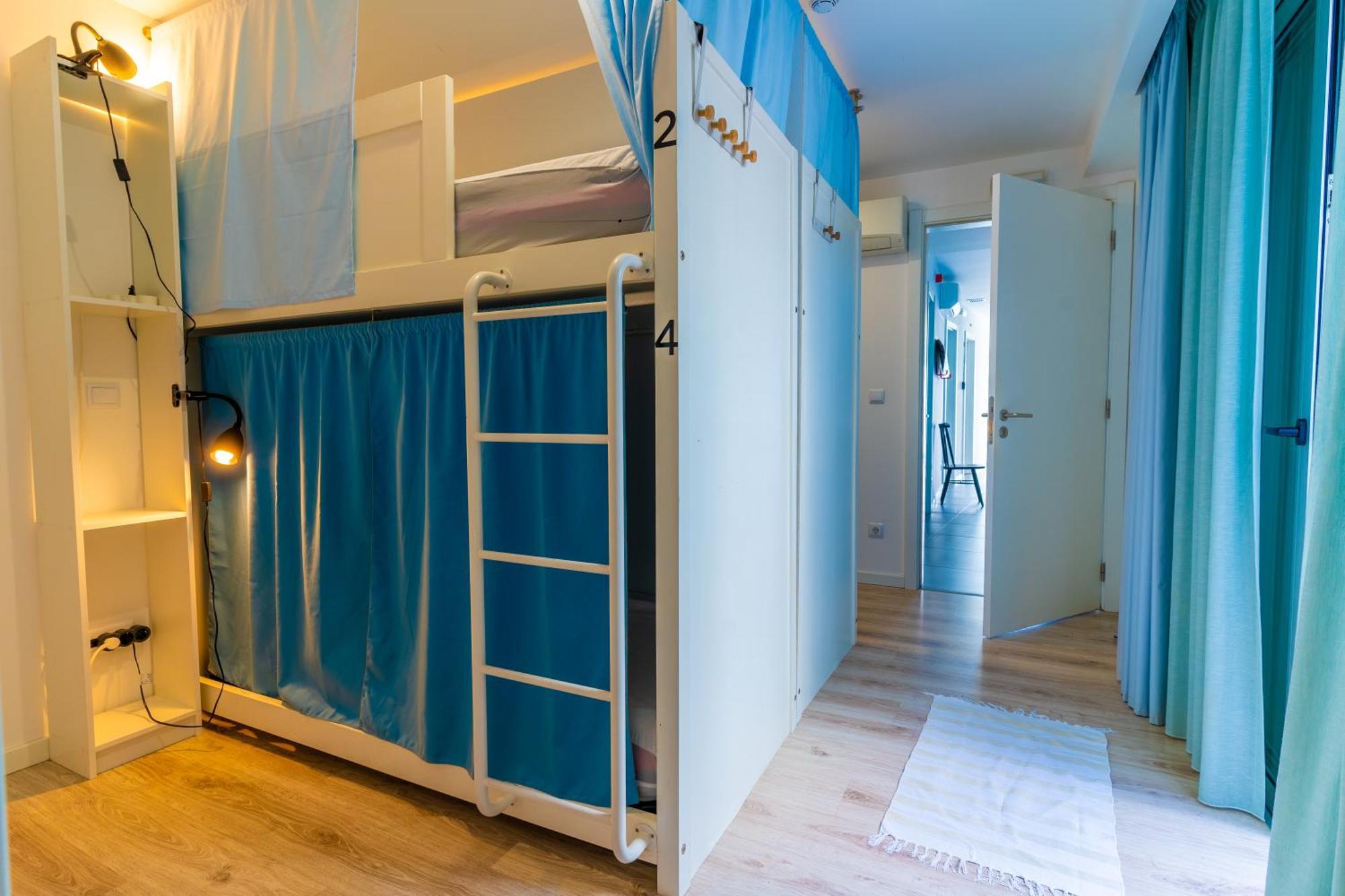 Hostel Azorazul - Pool & Ponta Delgada (Sao Miguel)