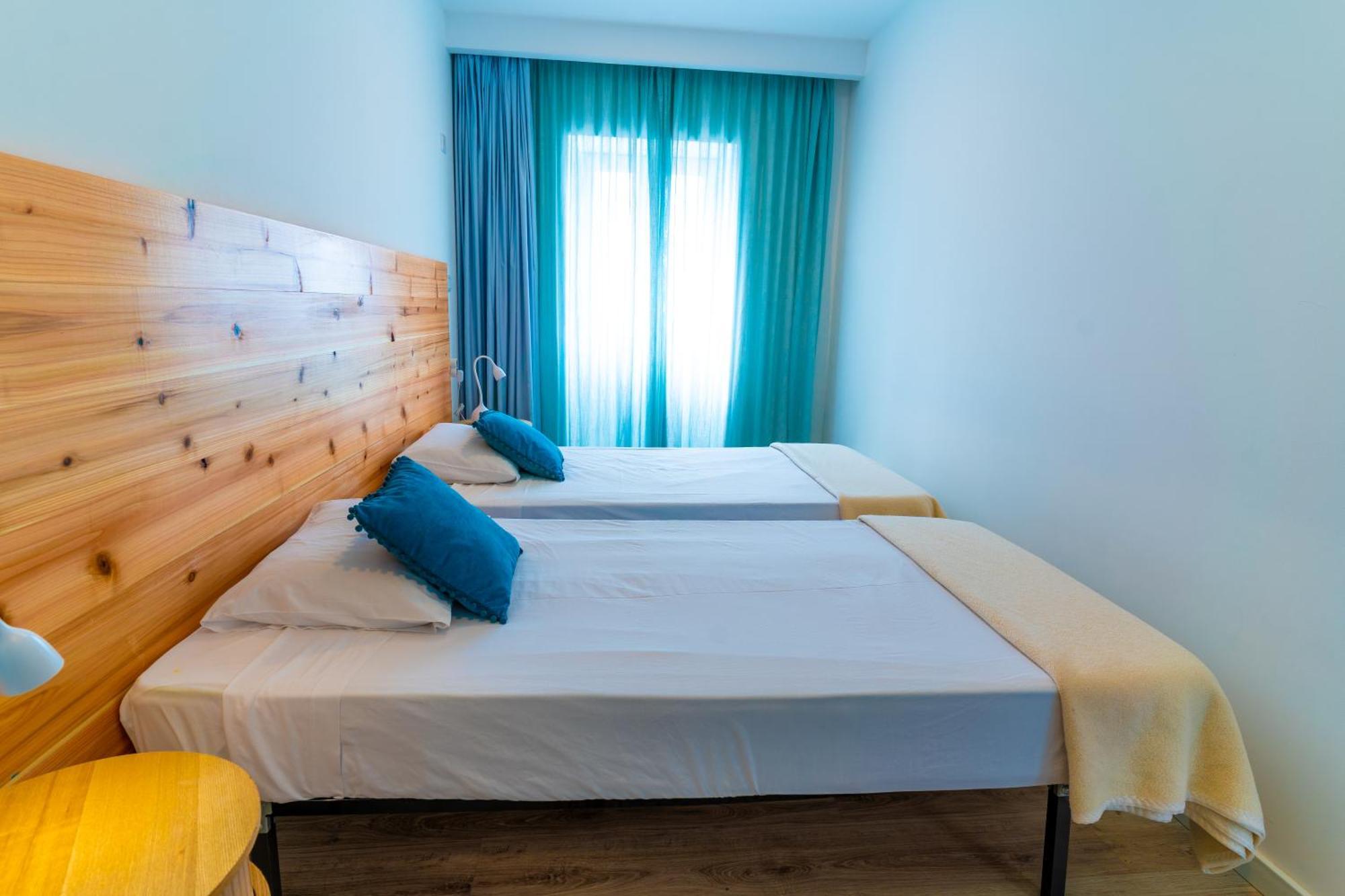 Hostel Azorazul - Pool &