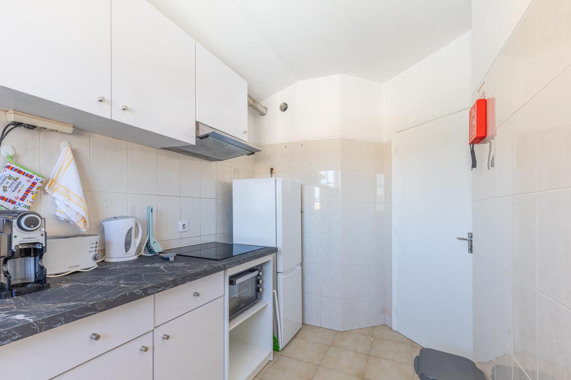 Apartment With Stunning Harbor View And Air Conditioning Unit *
