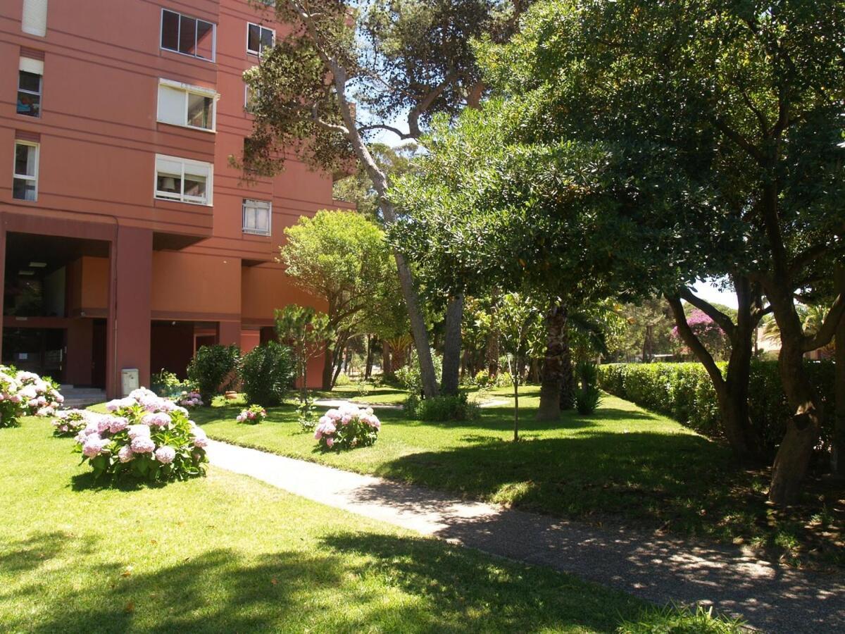 Exclusive Beachfront House * Almada