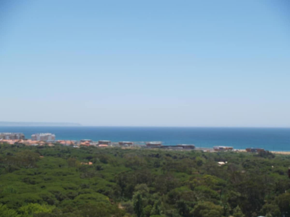 Exclusive Beachfront House Apartment Almada