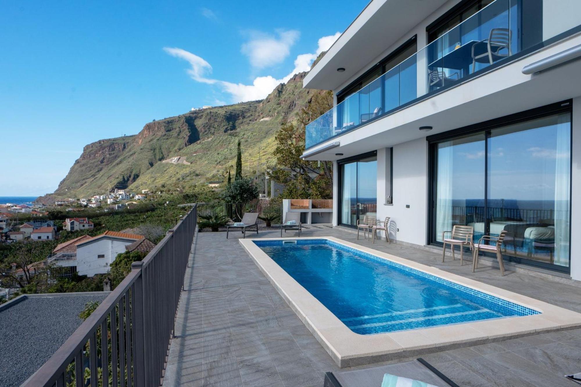 Villa La Perla By Lovelystay *