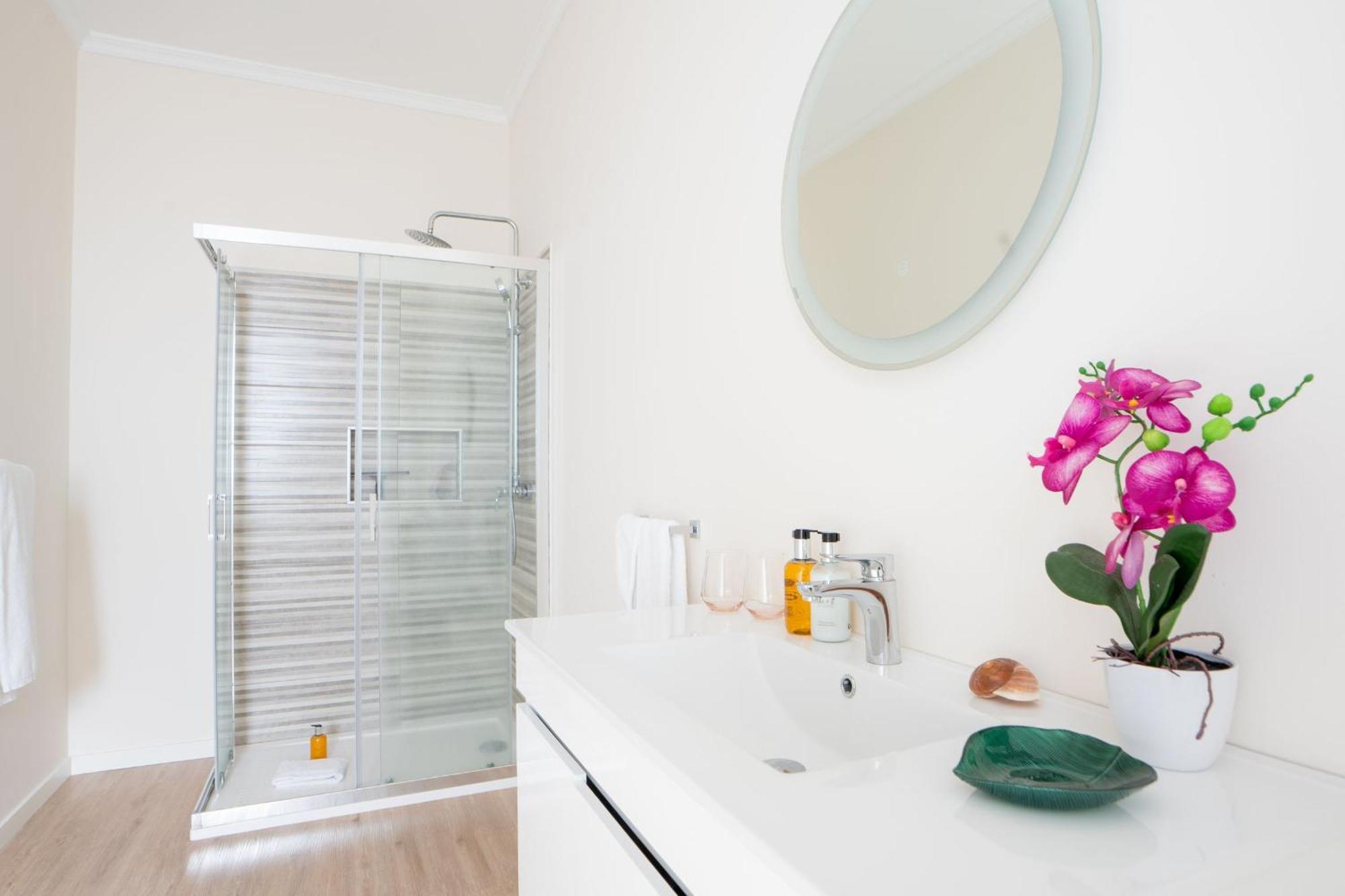 La Perla By Lovelystay Villa *