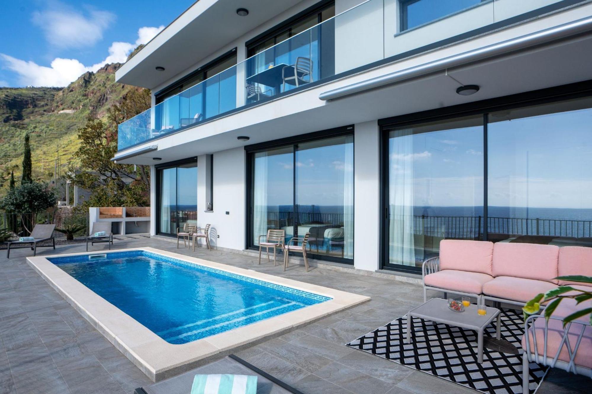 La Perla By Lovelystay Villa *
