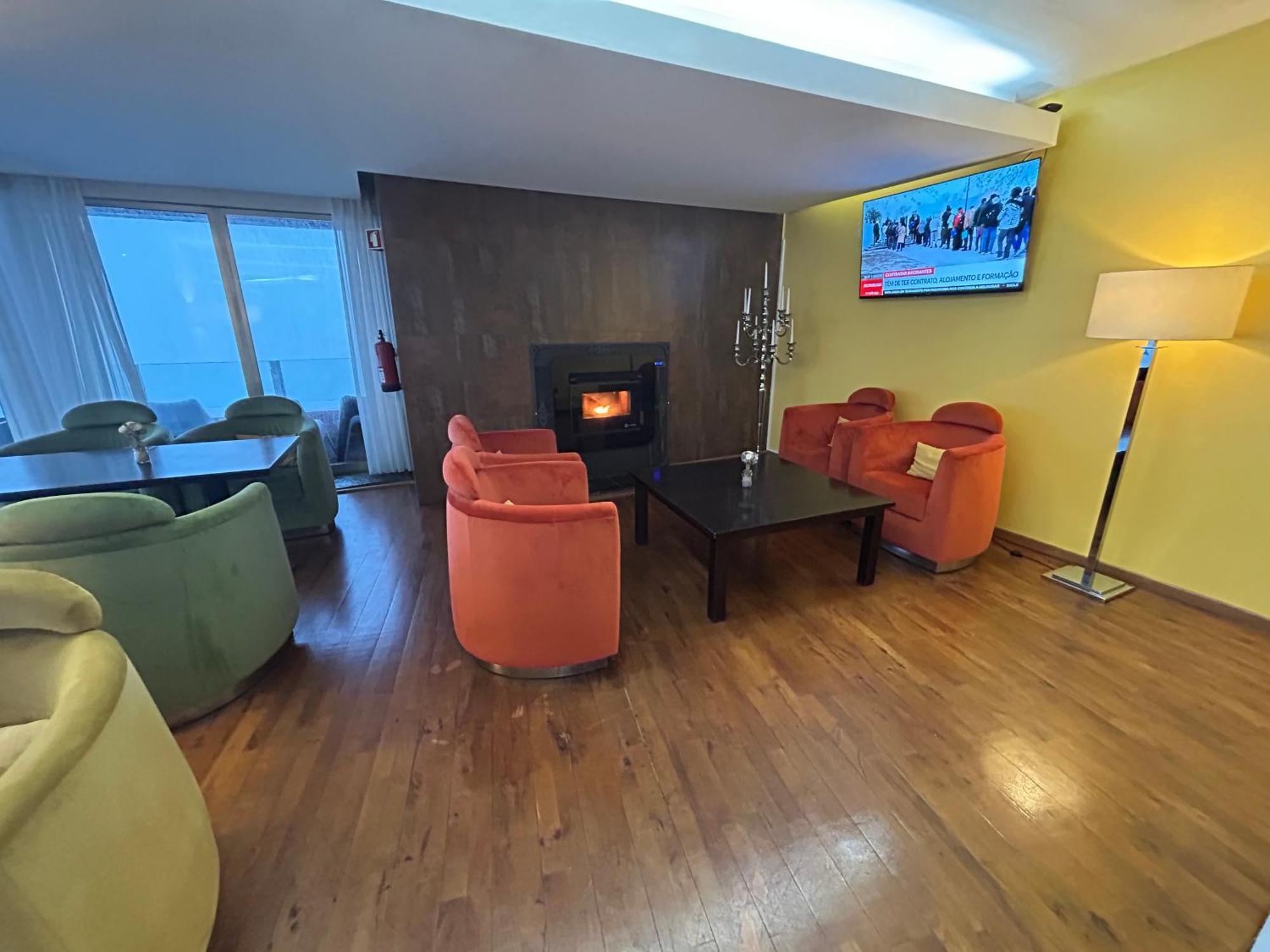 Luna Dos Carqueijais - Serra Da Estrela Hotel