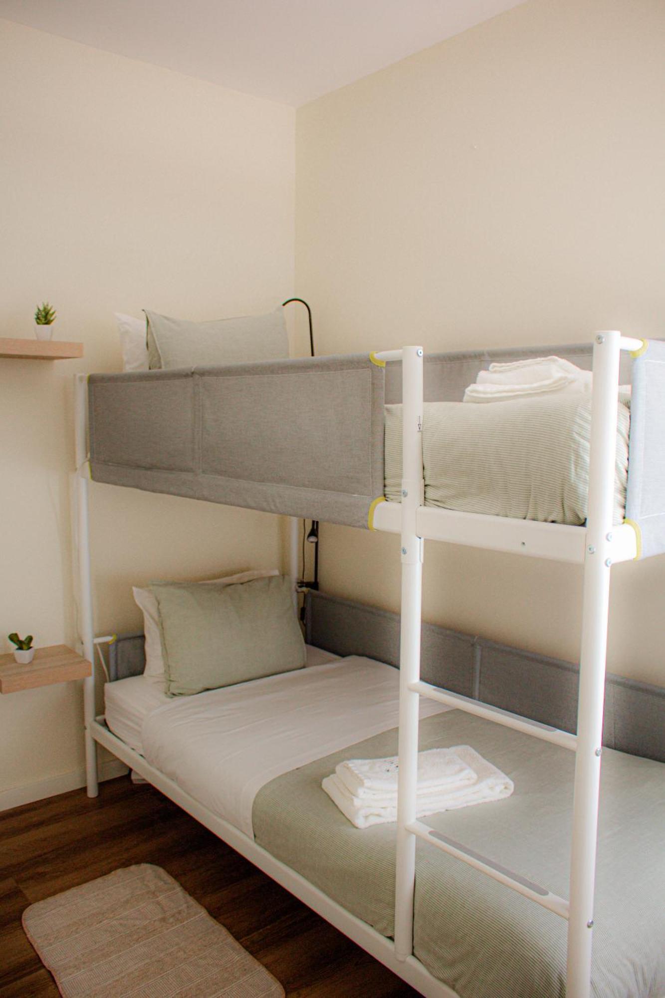Bed & Breakfast Green Coast Surf House
