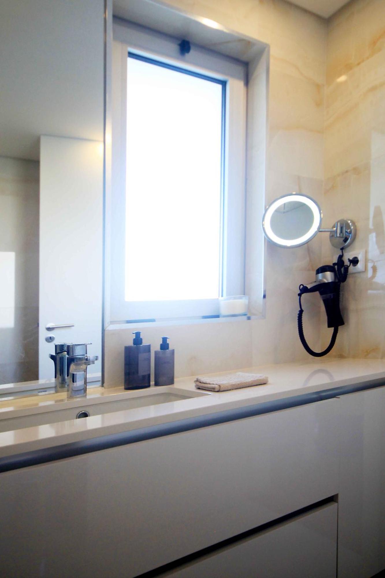 Apartment Feel So Good With Sea View & Jacuzzi Sesimbra