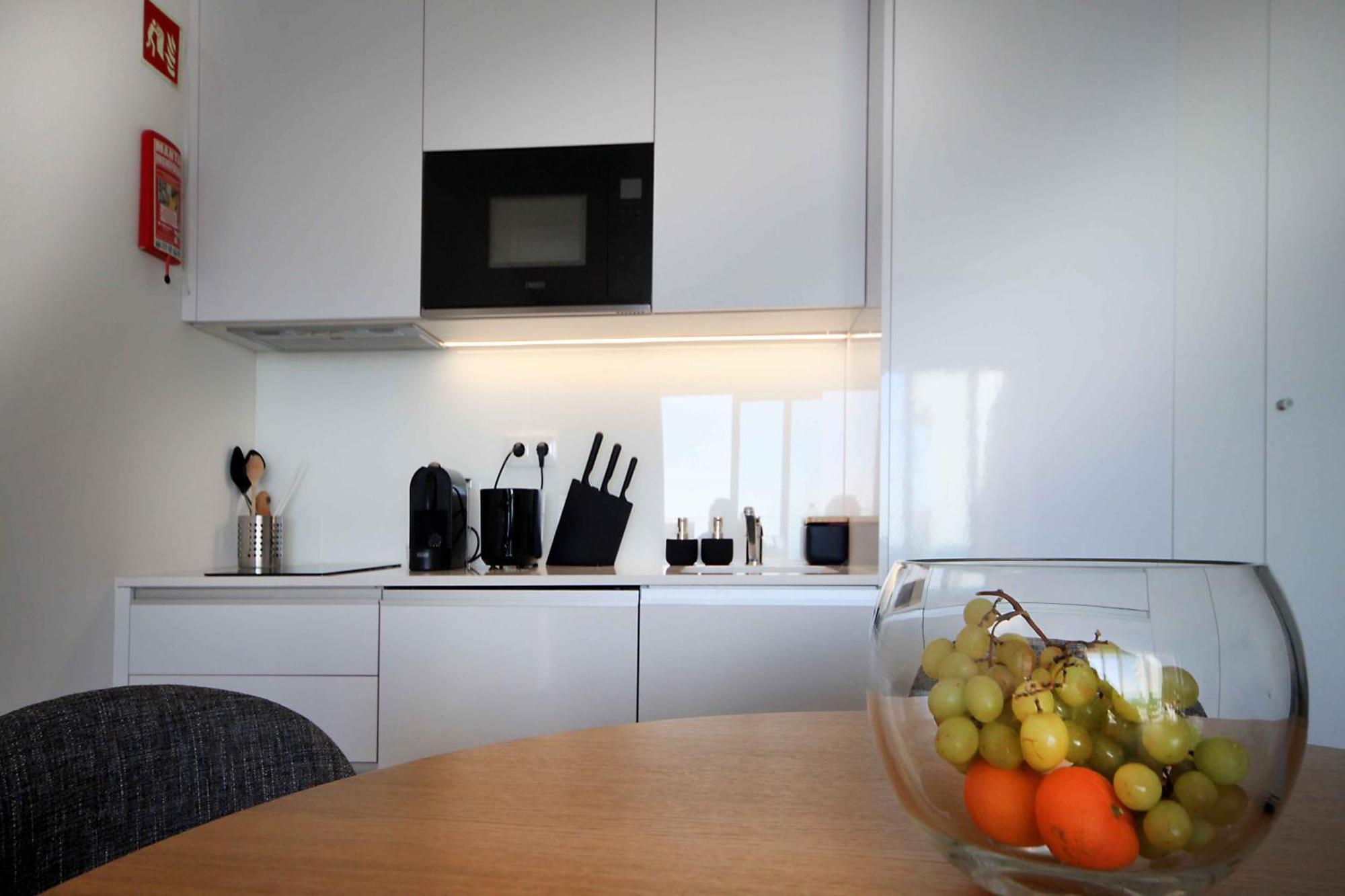 Feel So Good With Sea View & Jacuzzi Apartment