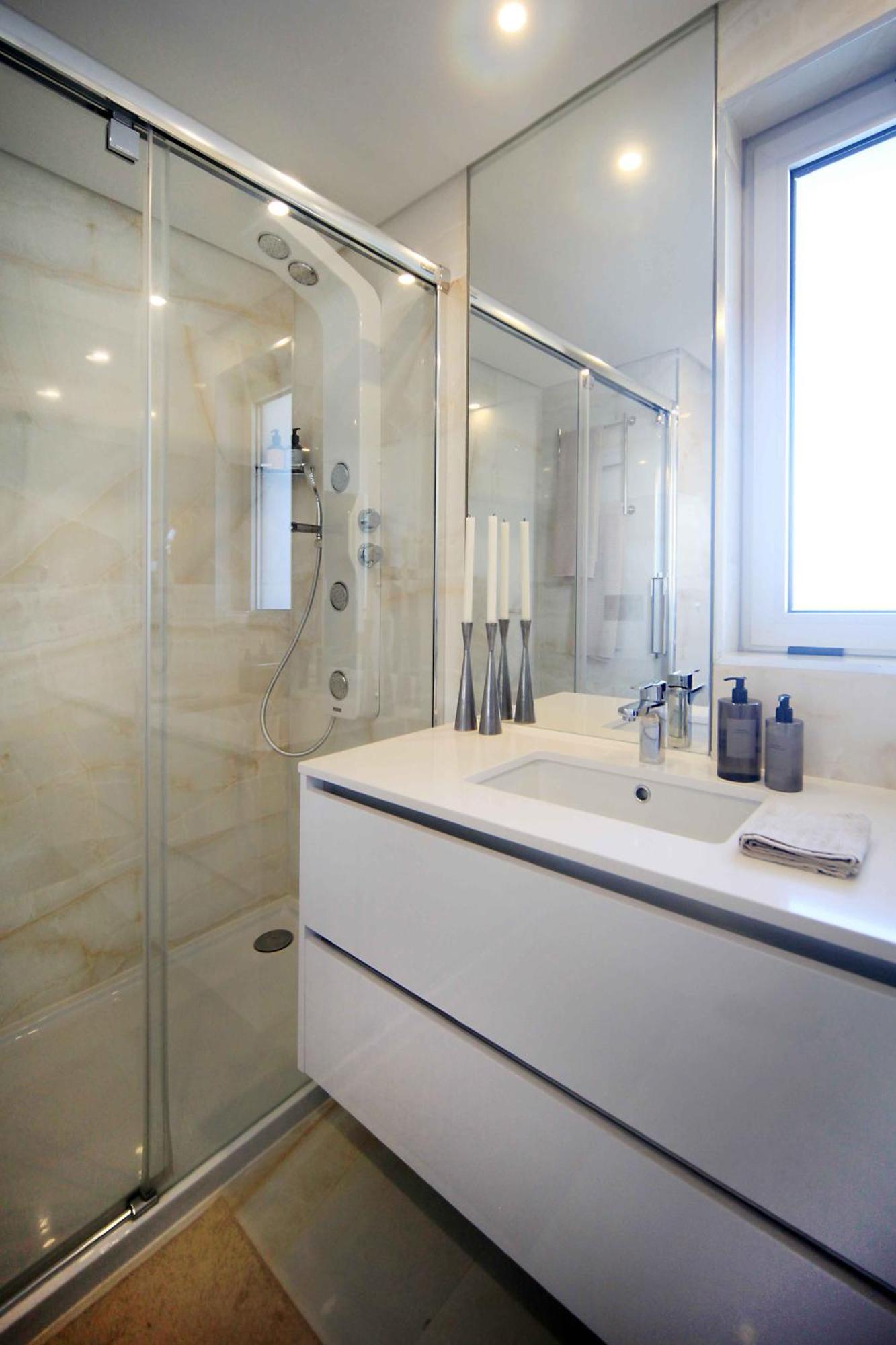 Feel So Good With Sea View & Jacuzzi Apartment