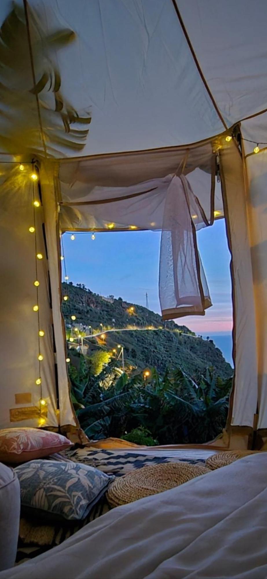 Romantic Glamping Bell Tent With Private Unique Bathroom * Ponta do Sol (Madeira)