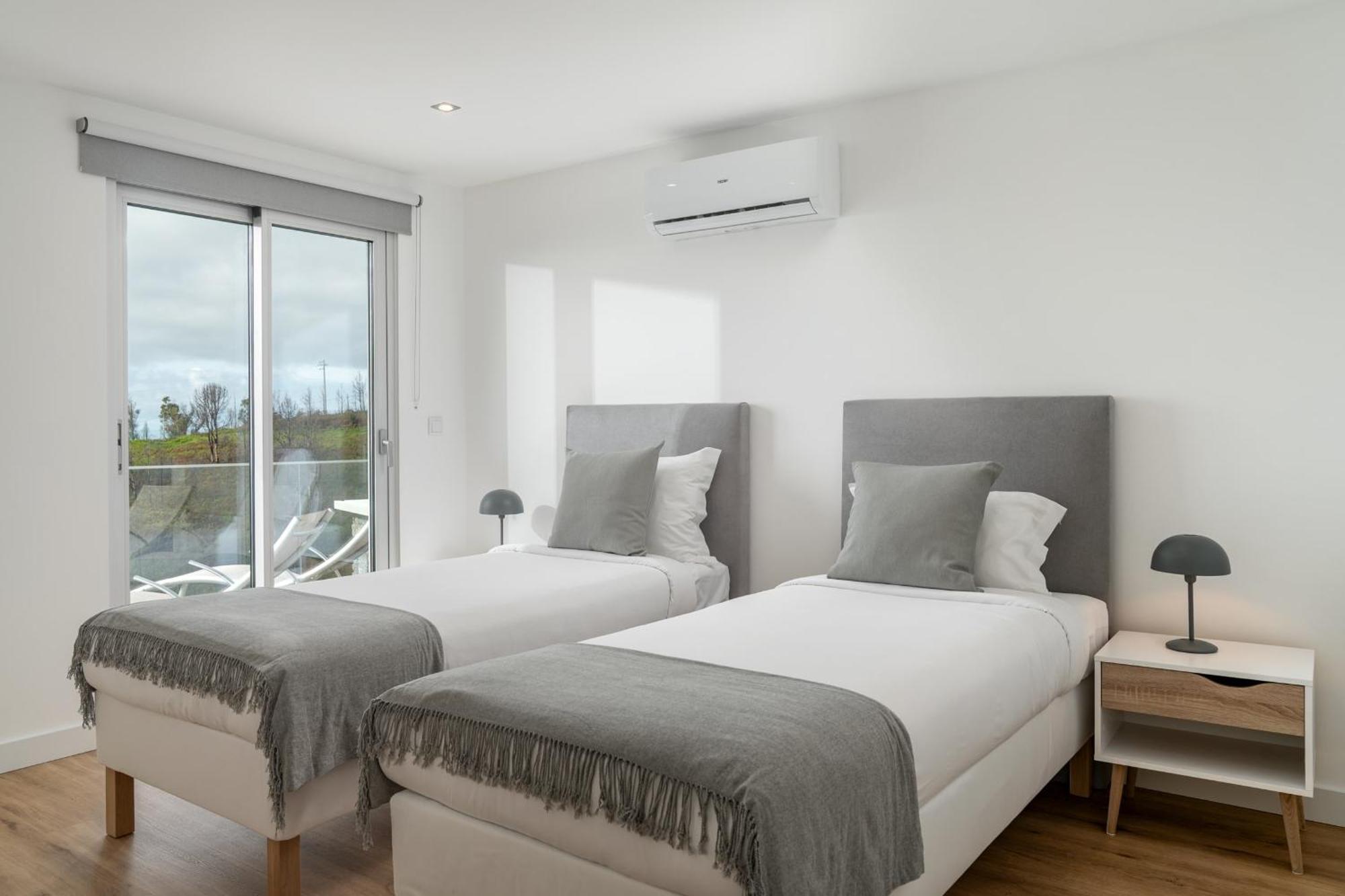 With Pool And Sea View - Da Ribeira Da Vaca