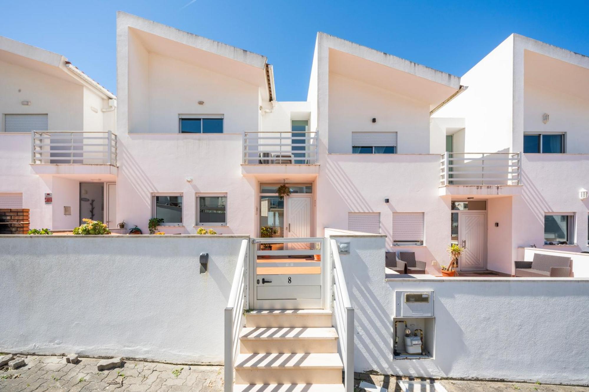 Holiday home Nativo Big Wave Front Row 2br *