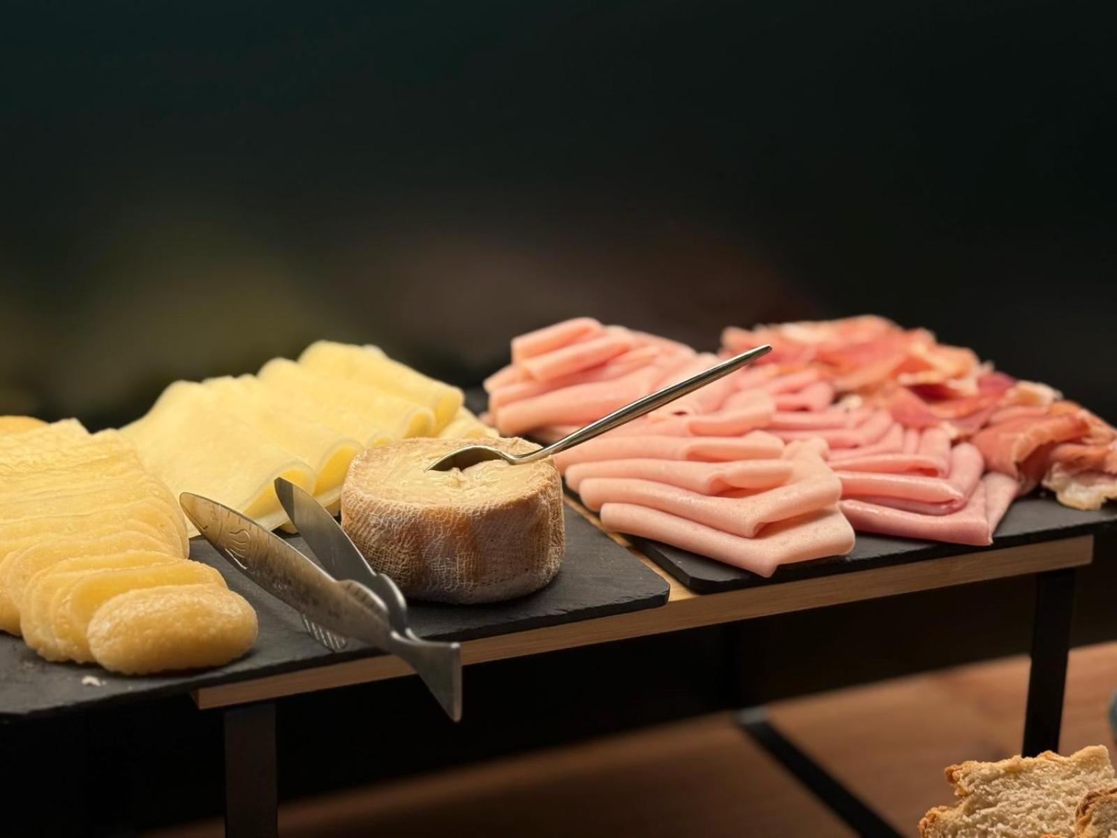 Quinta Da Amendoeira - - The Hotel