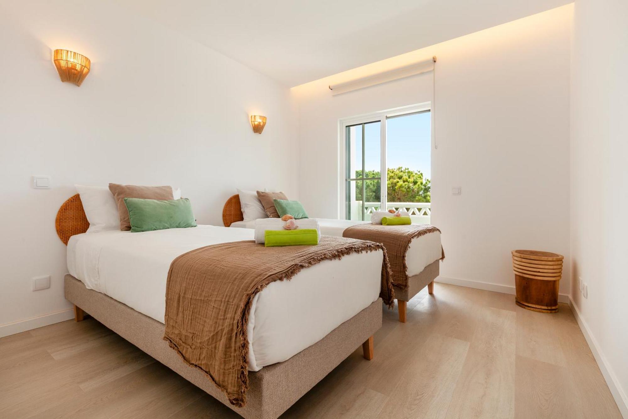 Townhouse Crystal Bay By Algarve Vacation Benagil