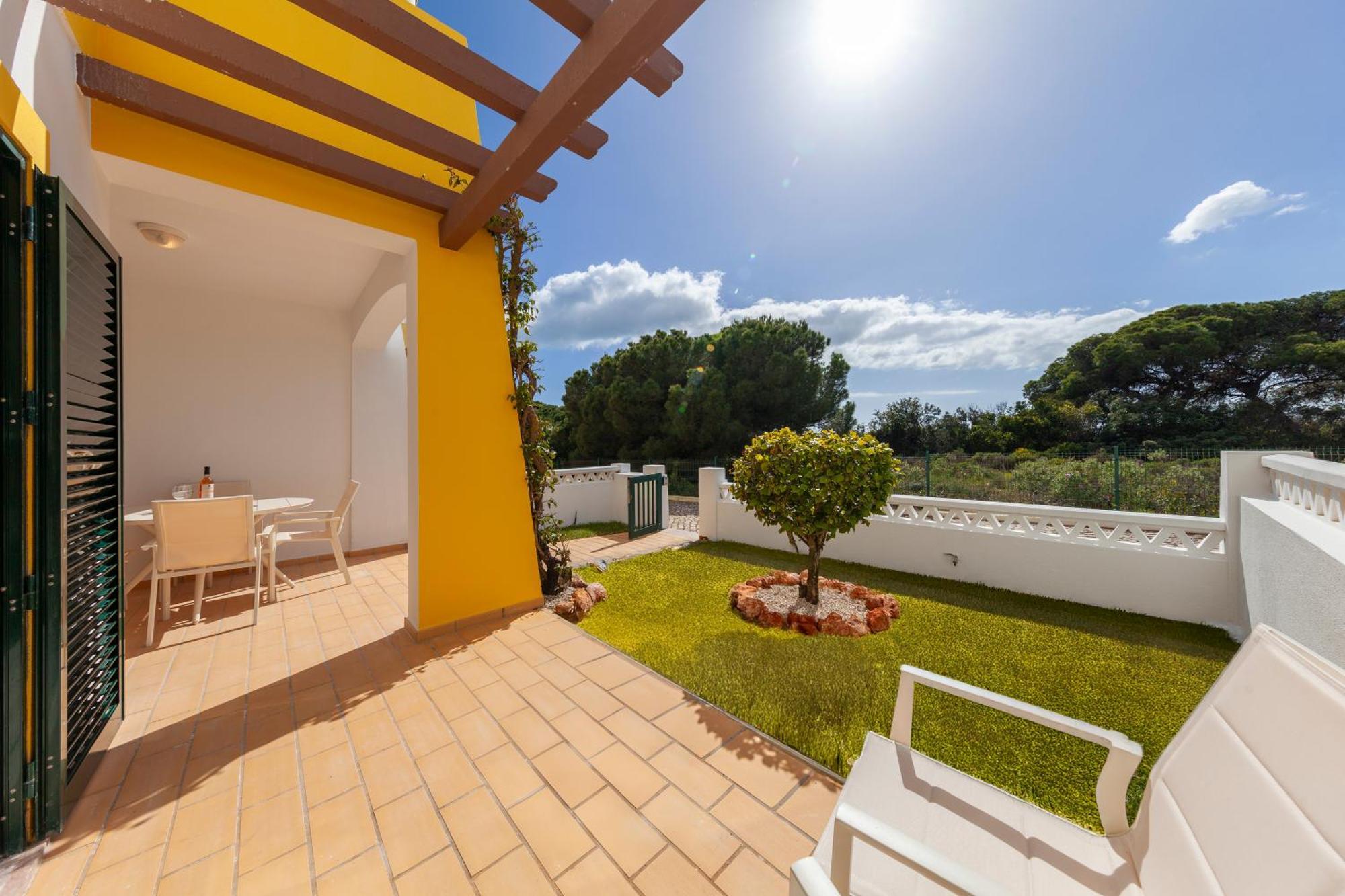 Townhouse Crystal Bay By Algarve Vacation Benagil