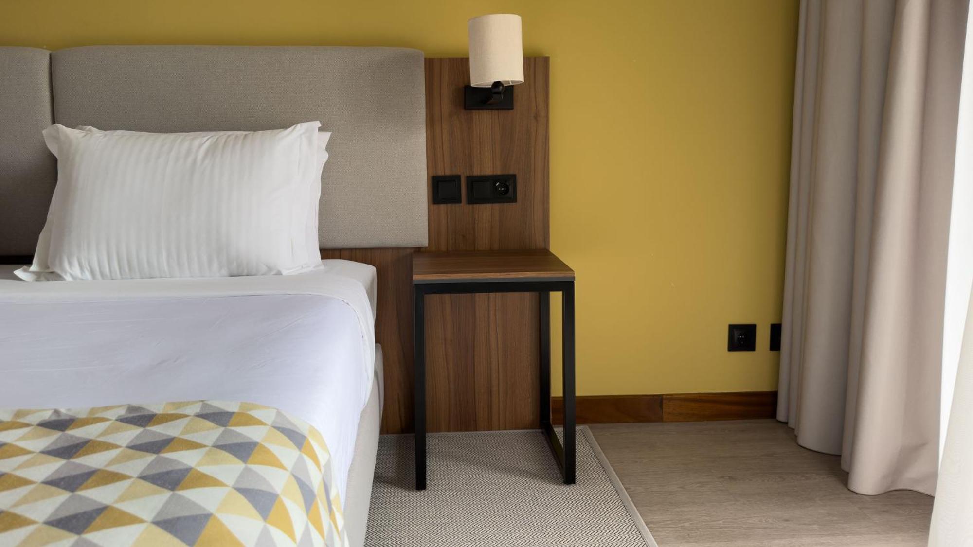 Hotel Algarve By Ihg 4*