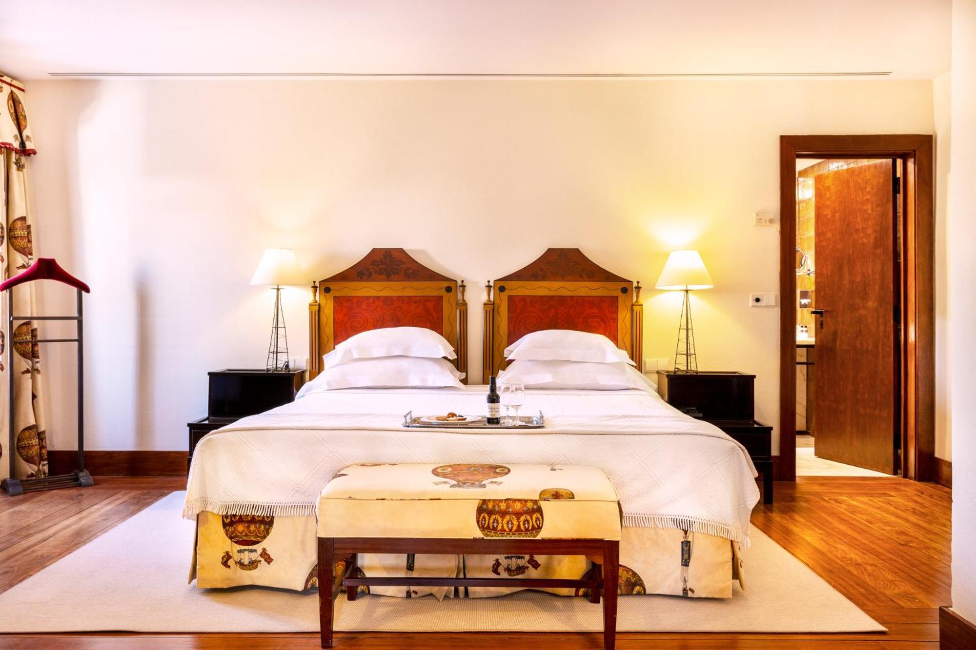 Hotel Convento De Vicosa 4*