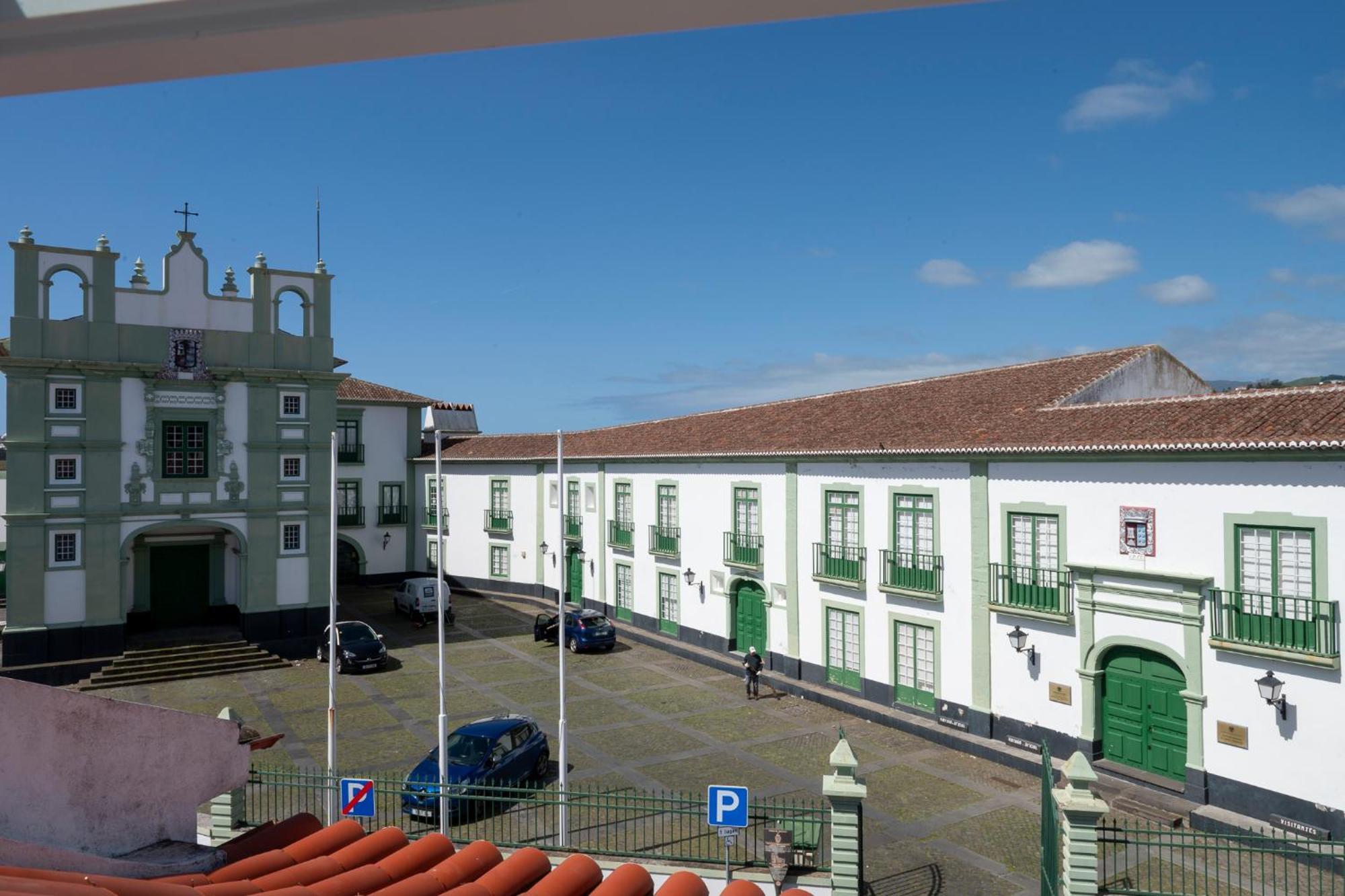 Casa Dos Remedios Apartment Angra do Heroismo