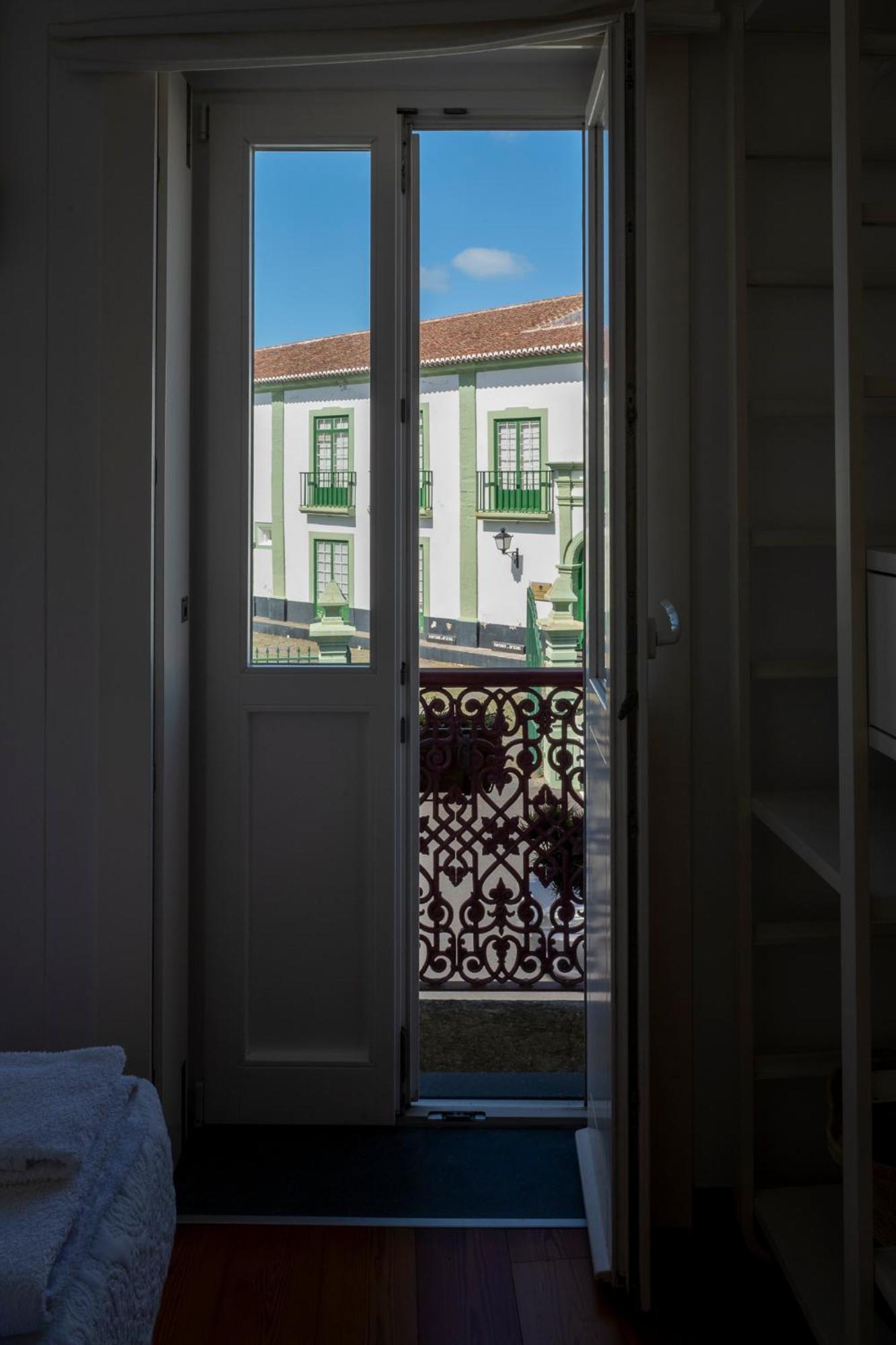 Casa Dos Remedios Apartment *
