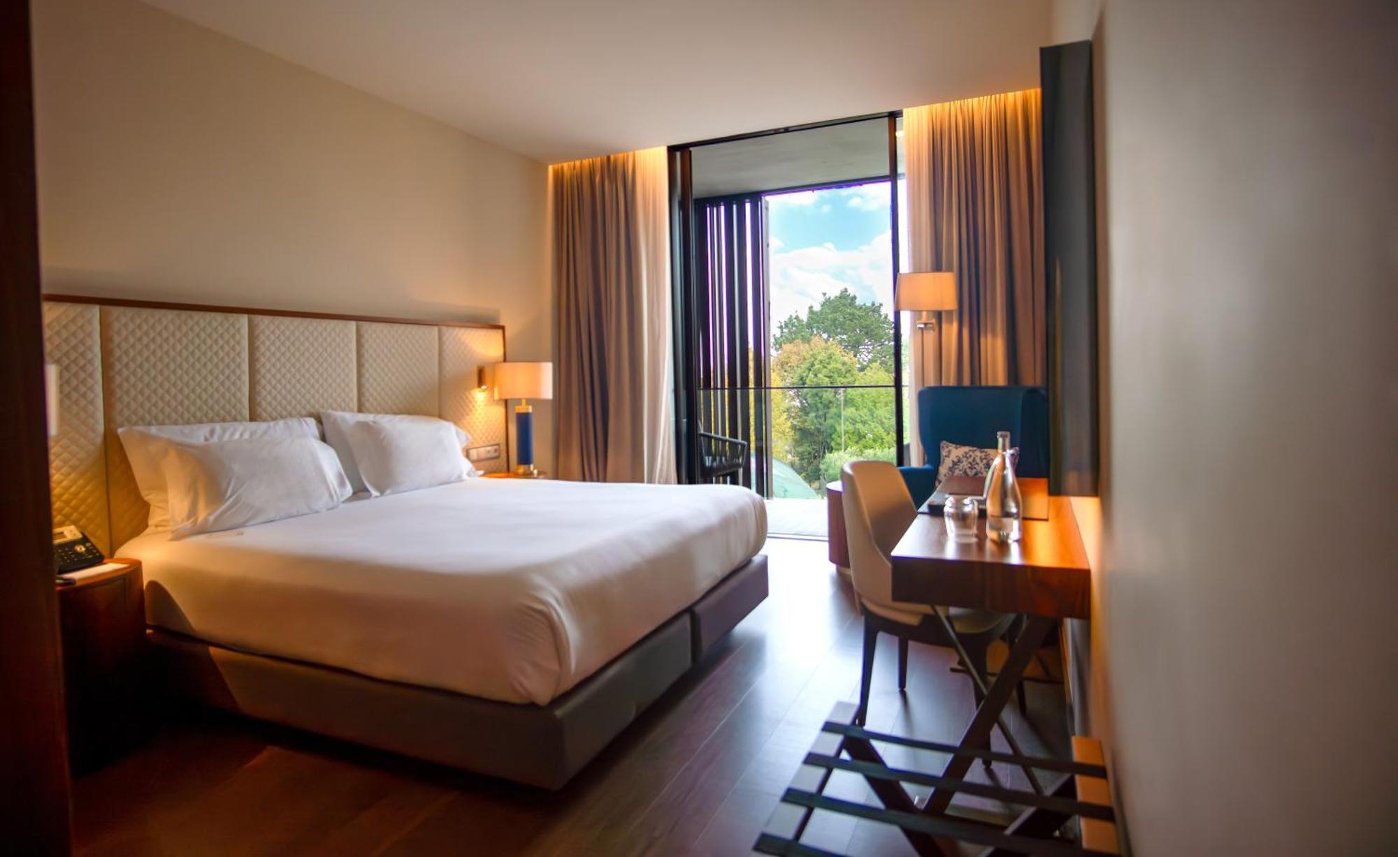Hotel Boeira Garden Porto Gaia, Curio Collection By Hilton