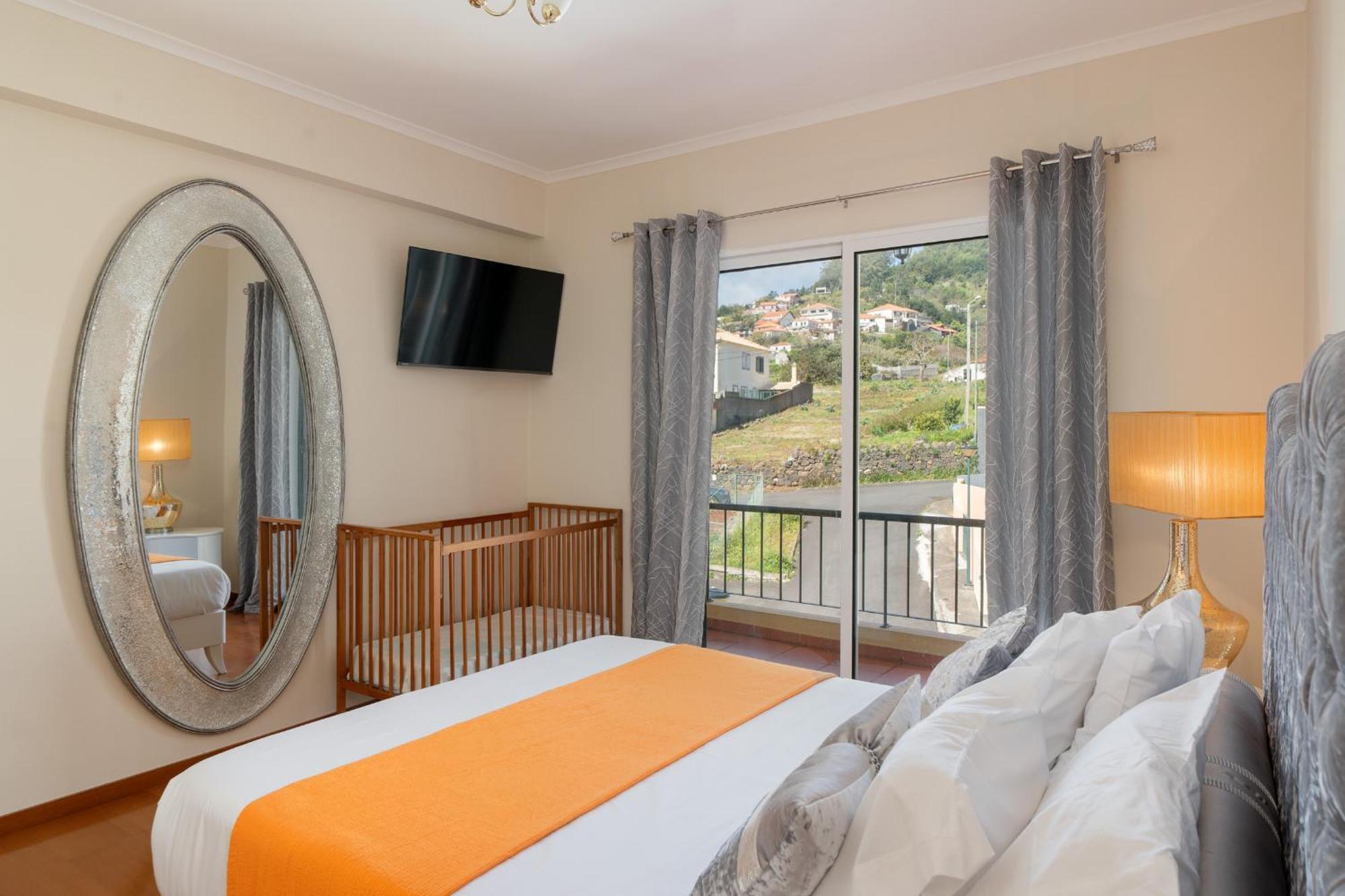 Strategic Sunset House By An Island Apart Apartment Santa Cruz (Madeira)