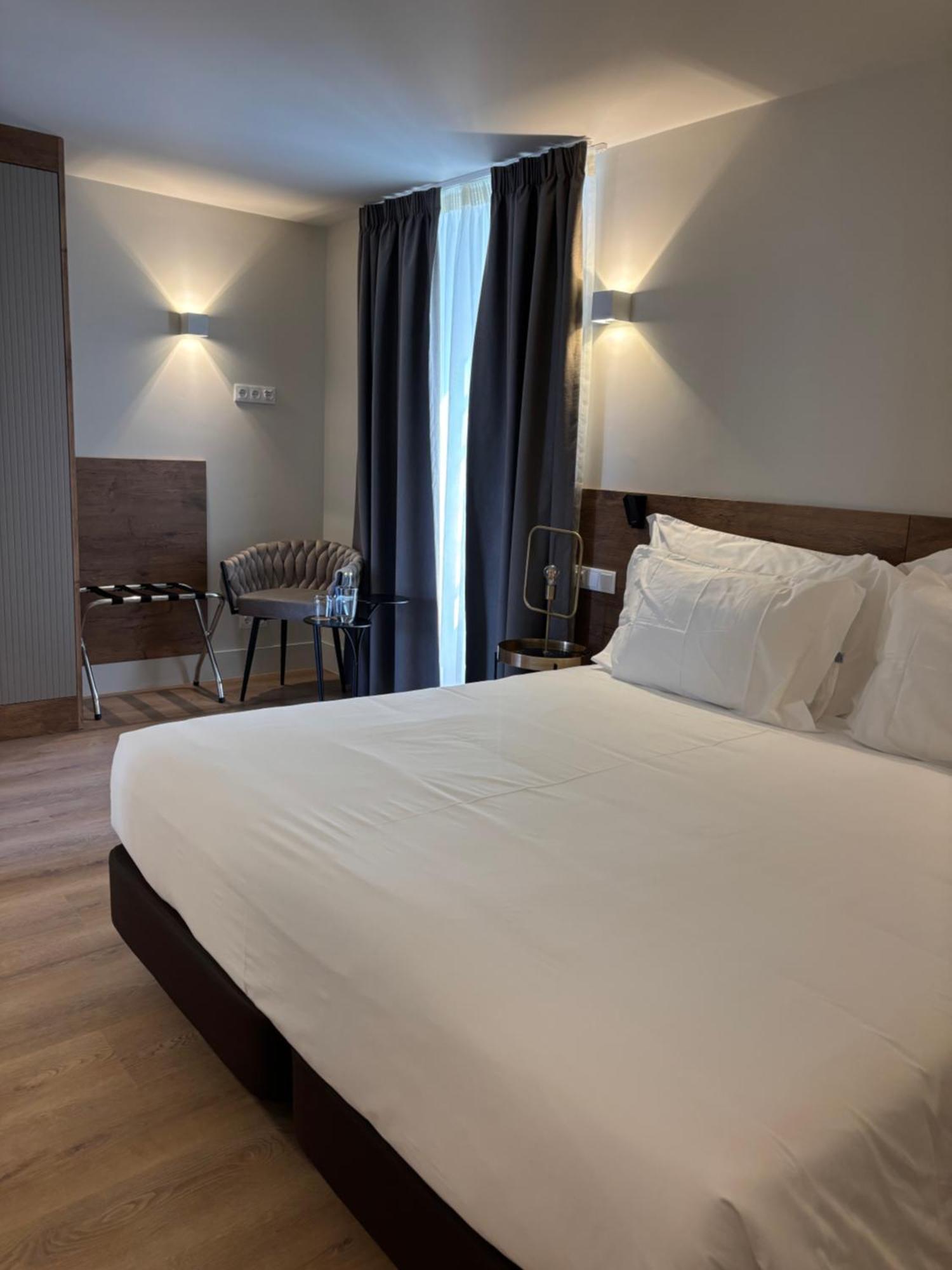 Hotel Azores Book Angra do Heroismo