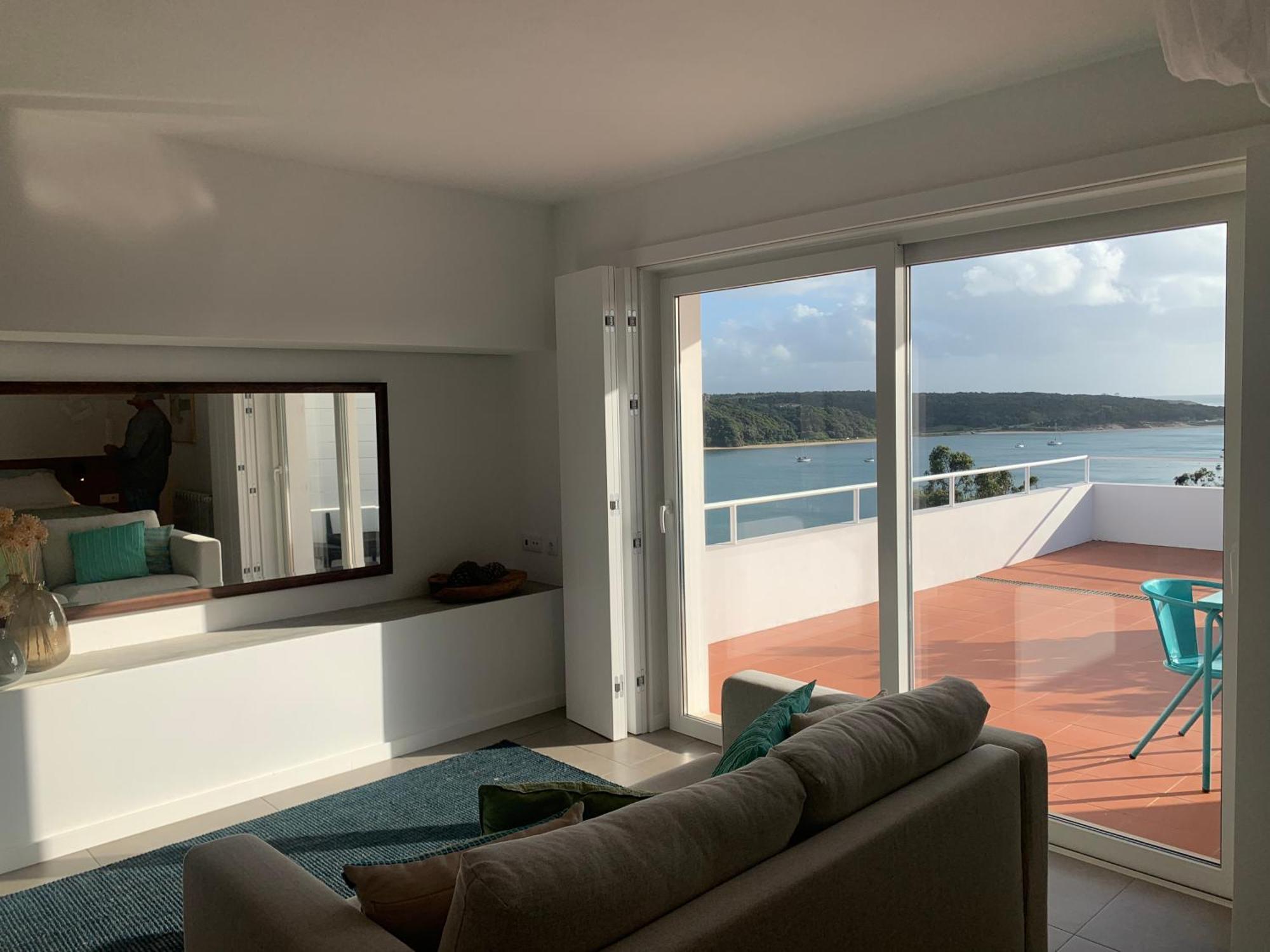 Casa No Rio - River House