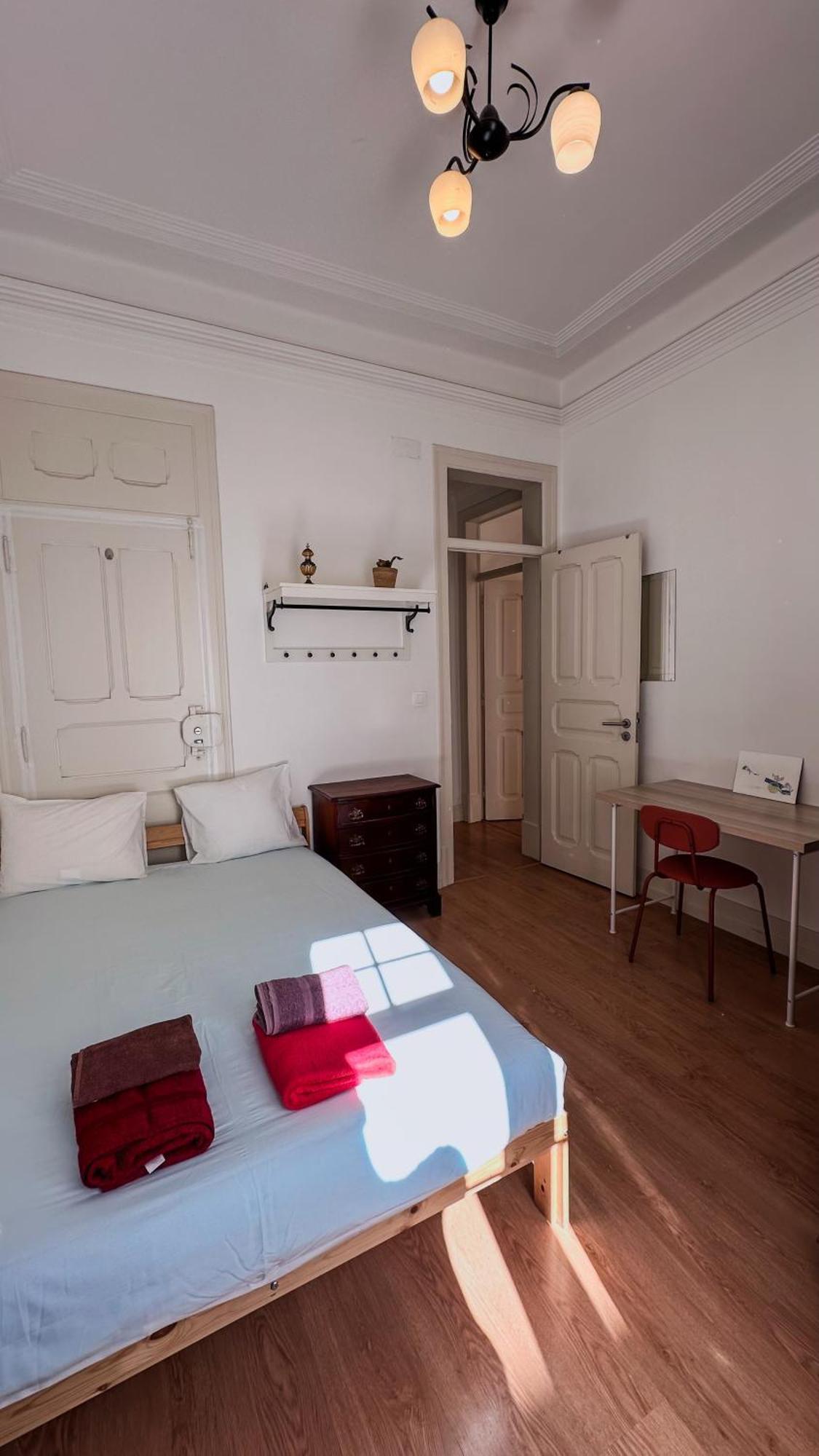 Appartement Big House Typical Lissabon