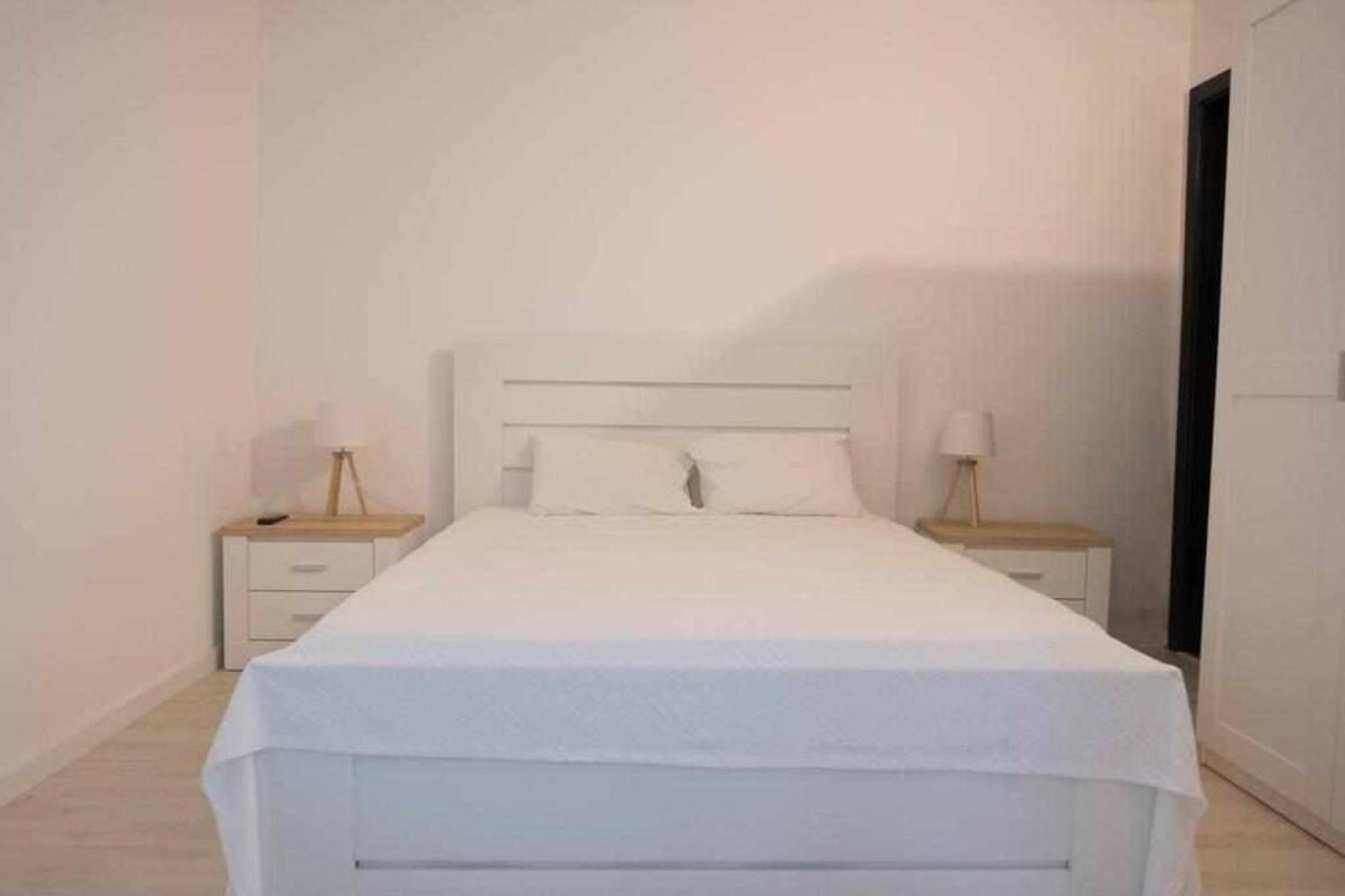 Amazing Quadruple With Sea View In Guest house Sao Roque do Pico