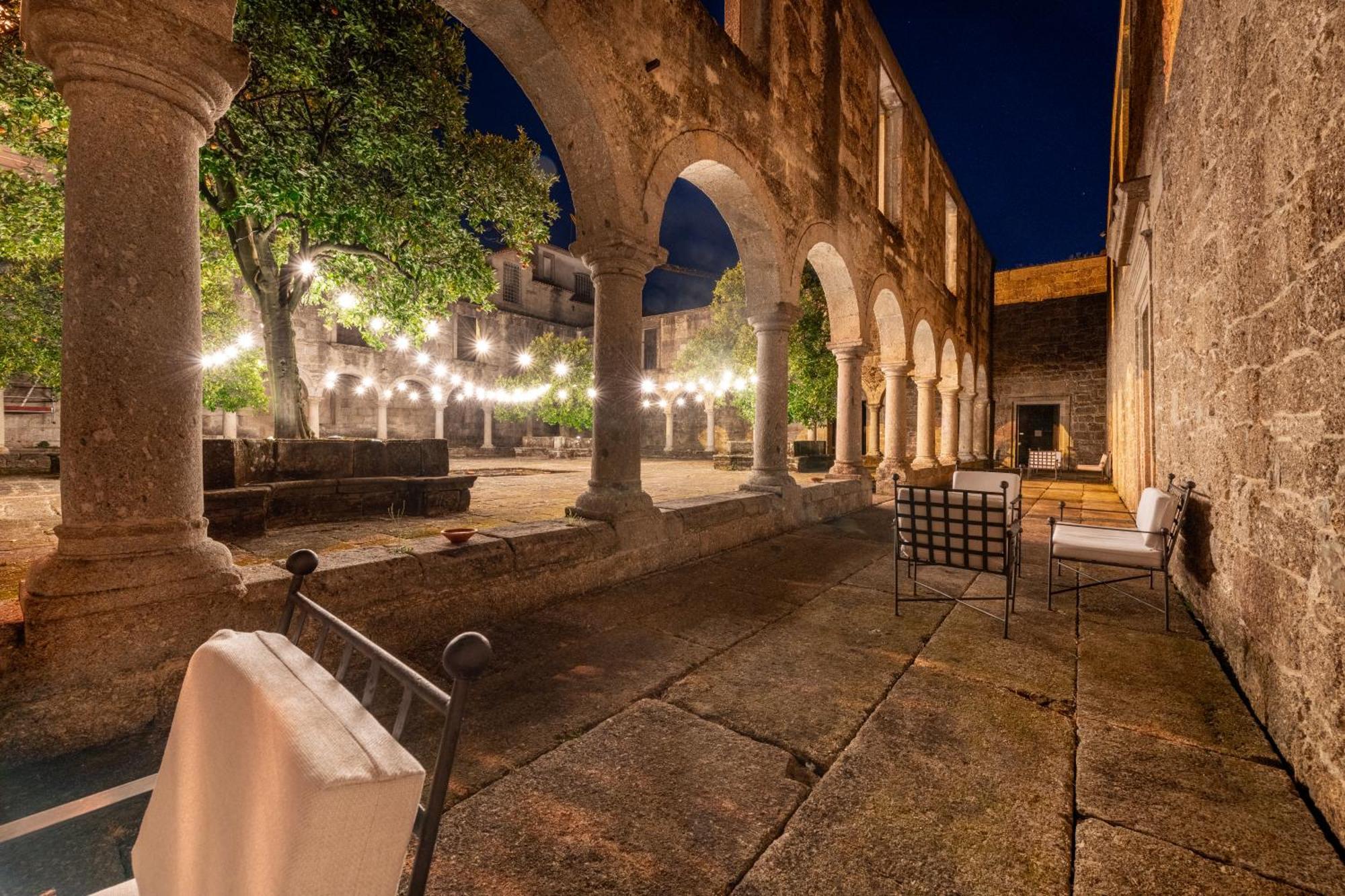 Hotel Mosteiro De 5*