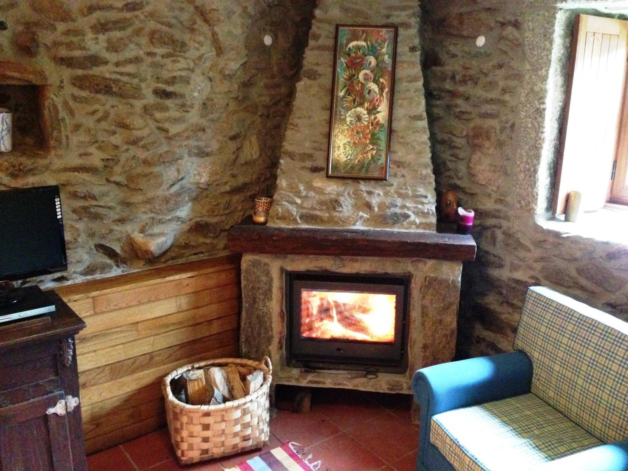 Country house Agrofarm With Animals - Qta Entre Sebes