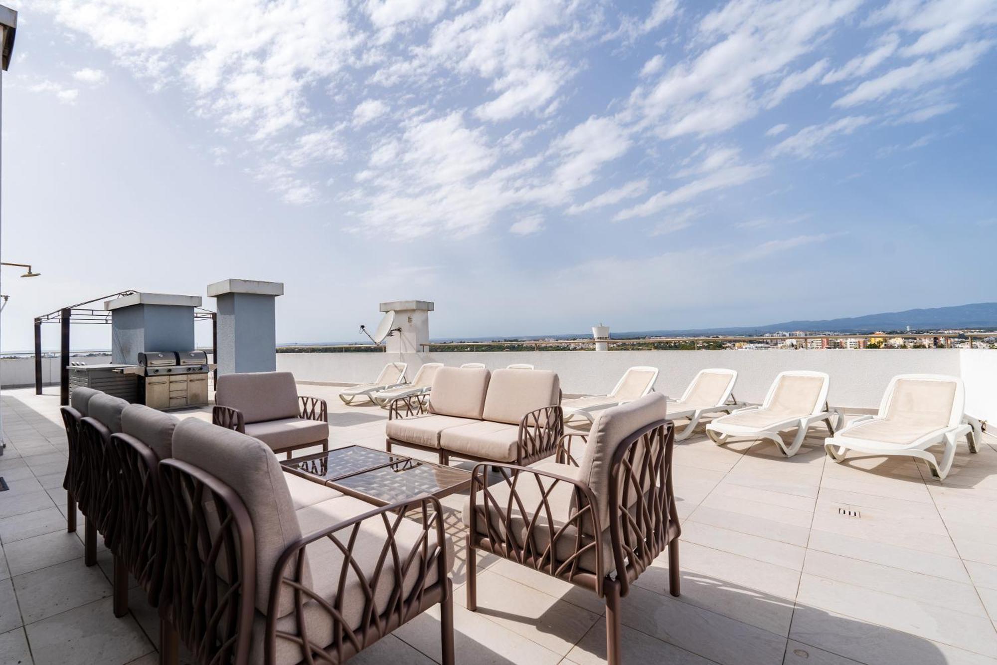 Outstanding Penthouse With Amazing Sea Views Portimao