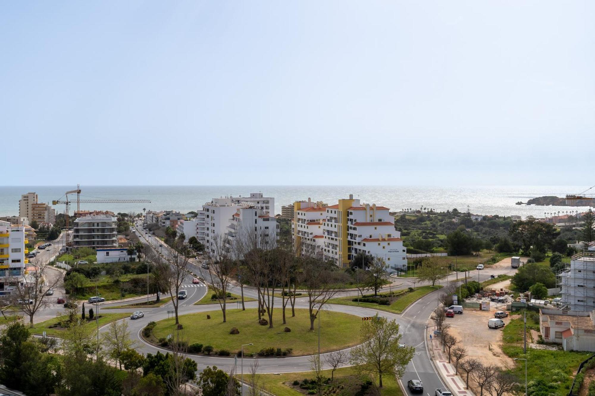 Apartment Outstanding Penthouse With Amazing Sea Views Portimao