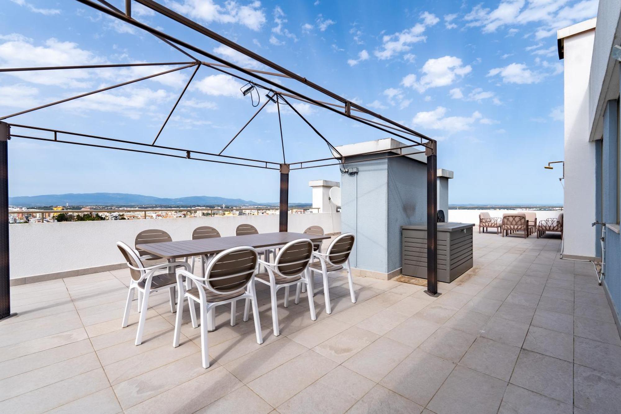 Outstanding Penthouse With Amazing Sea Views Portimao