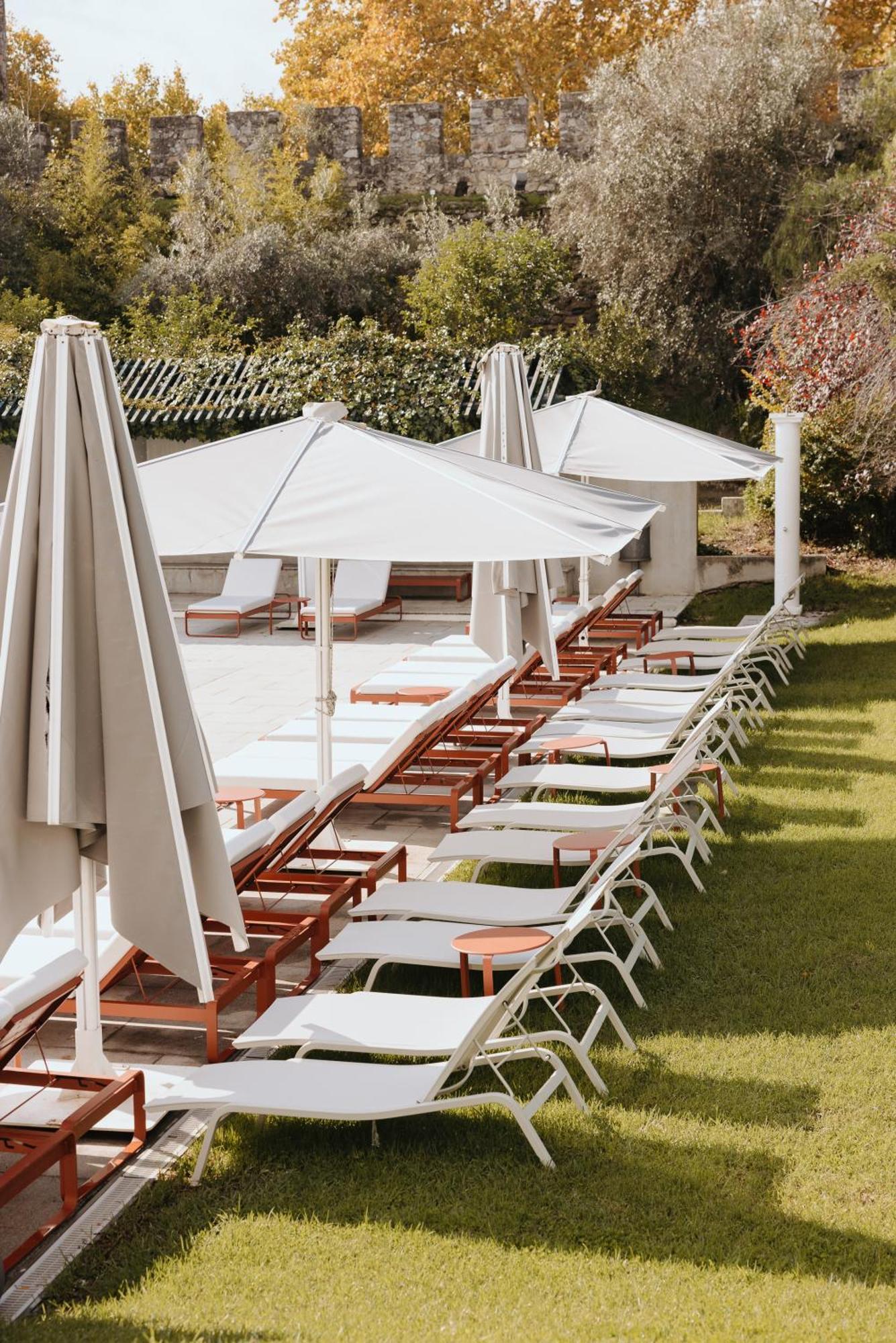 Hotel M'ar De Ar Muralhas