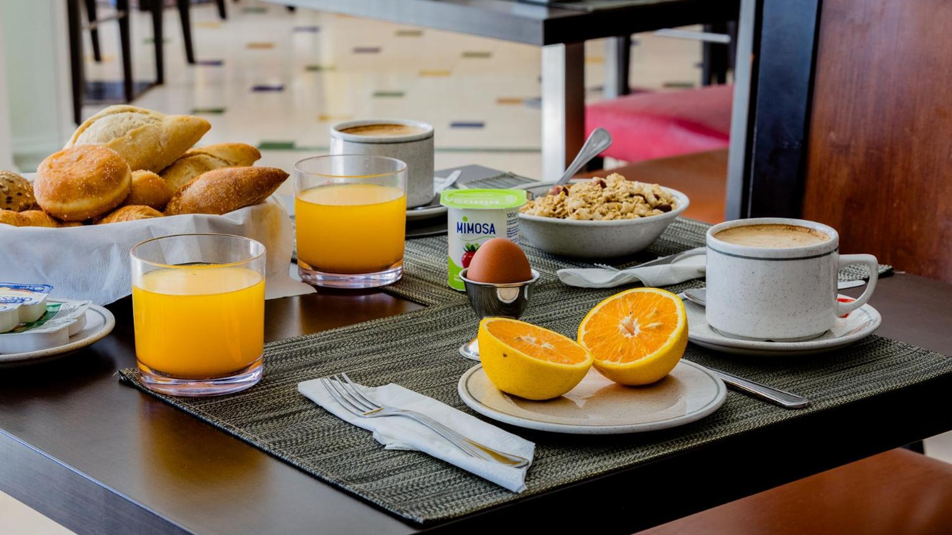 Do Cerro Hotel