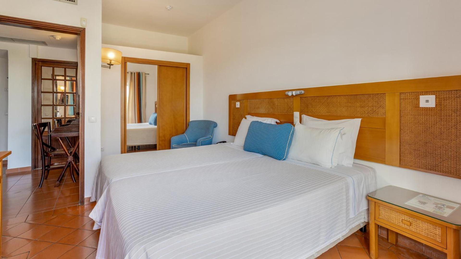Do Cerro Hotel