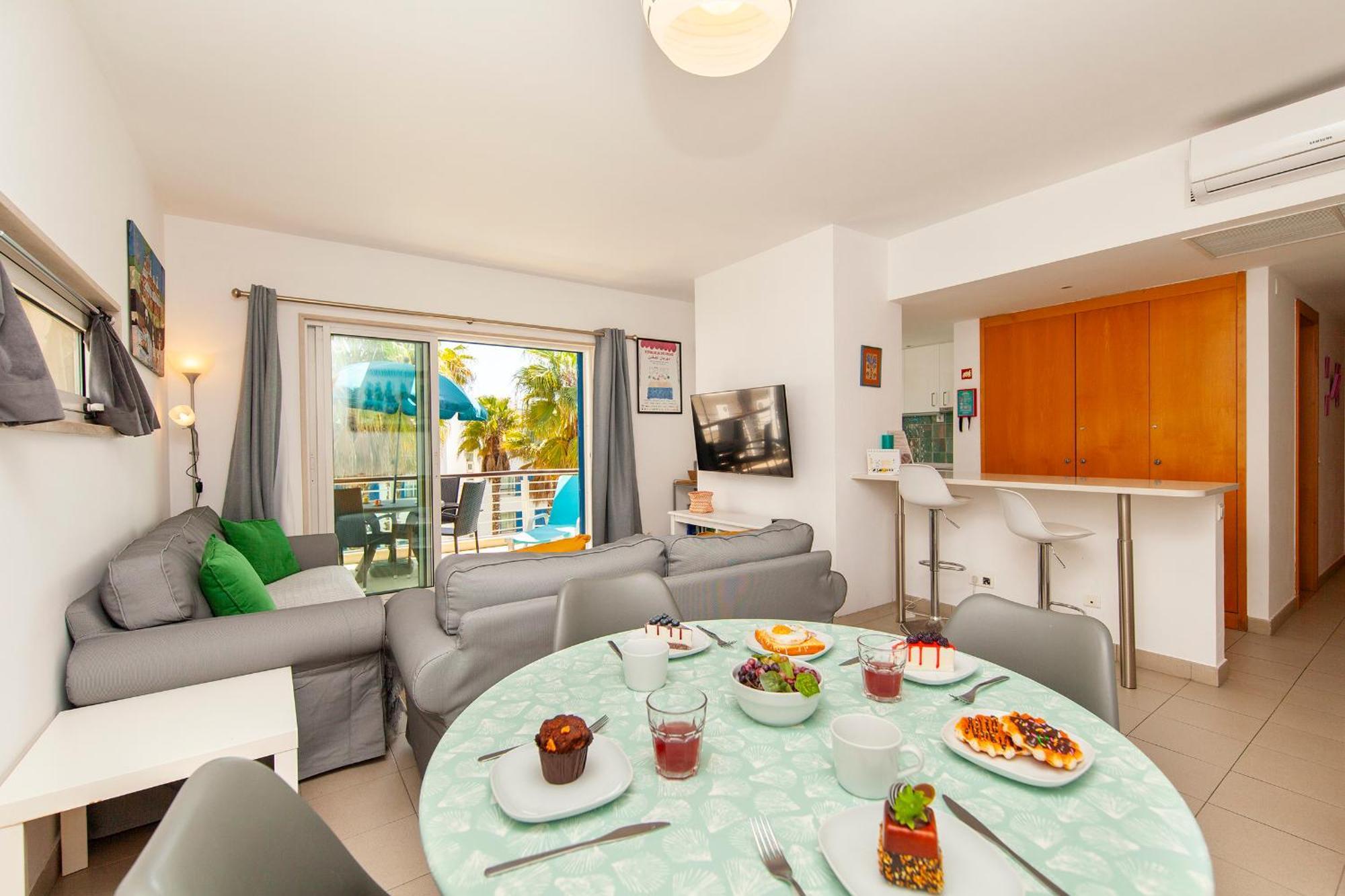 Apartment B06 - Top-floor Marina 2 Bed Lagos