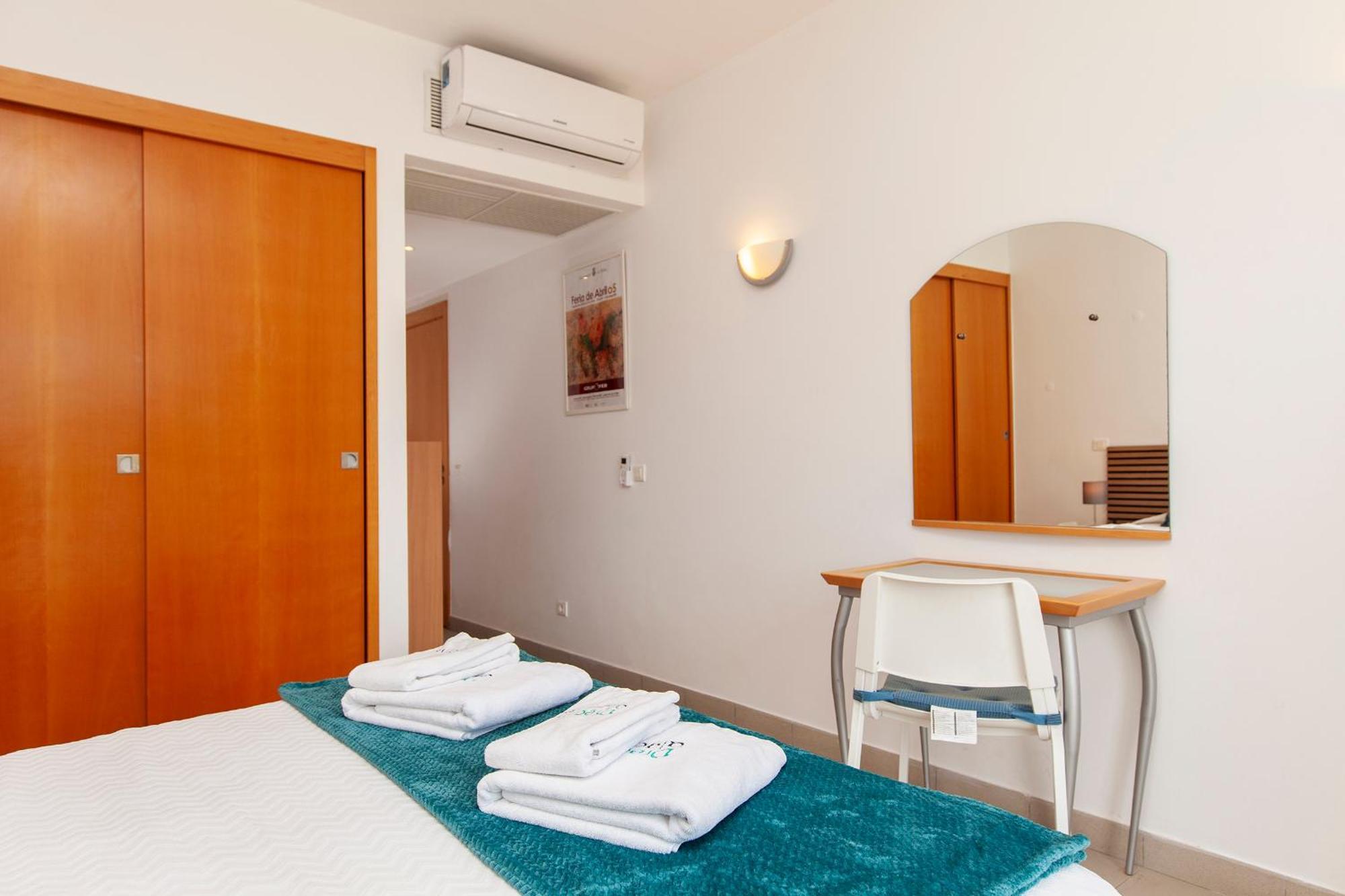 Apartment B06 - Top-floor Marina 2 Bed Lagos