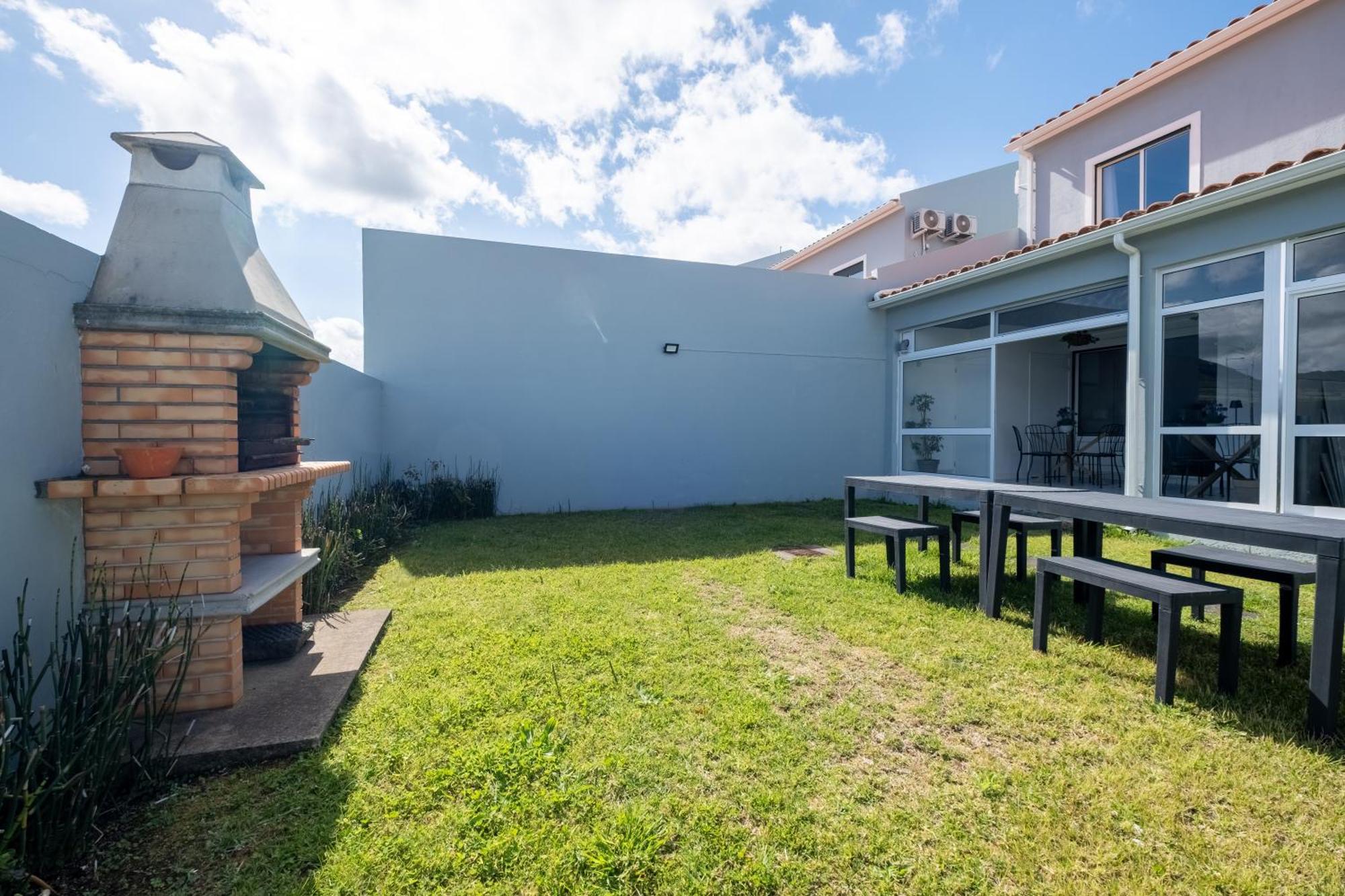 Guest house Areal De Santa Barbara