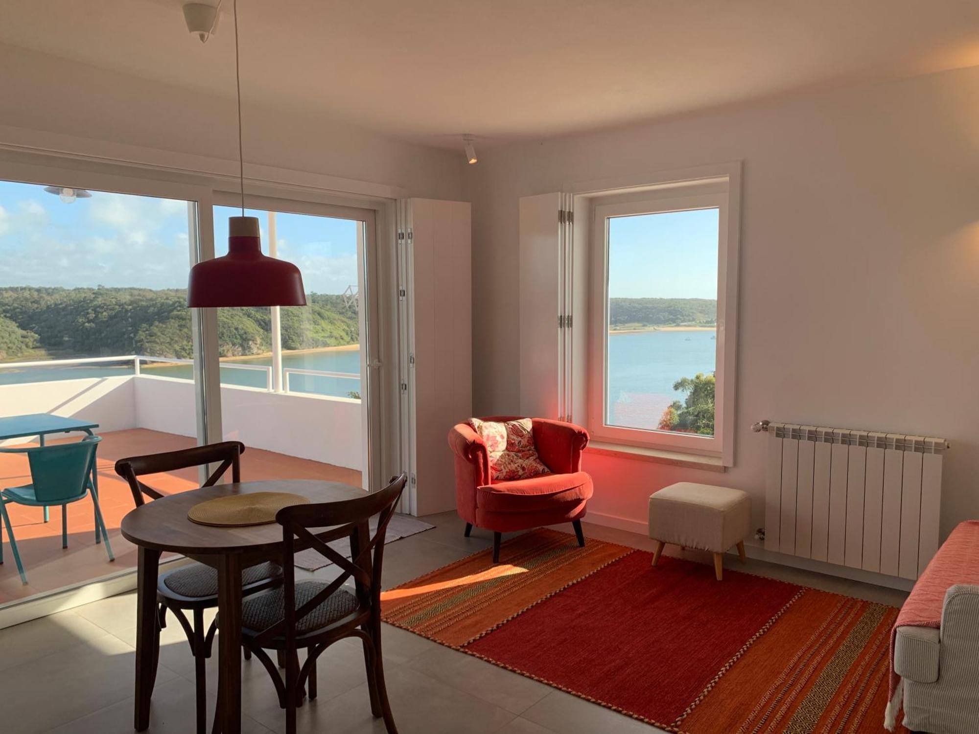 Casa No Rio - River House *