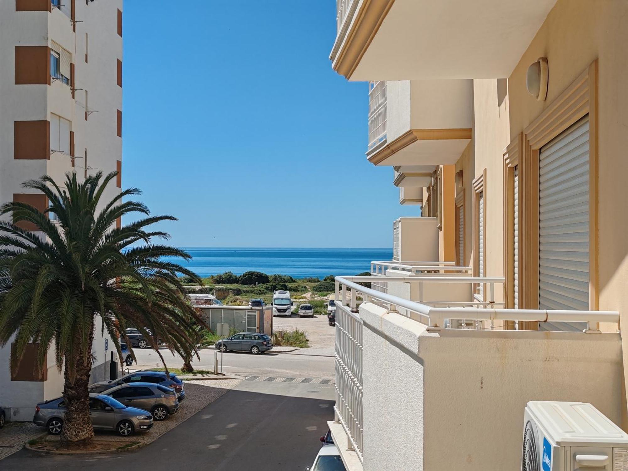 1d Mar - Casas & Papeis Apartamento Armação de Pêra