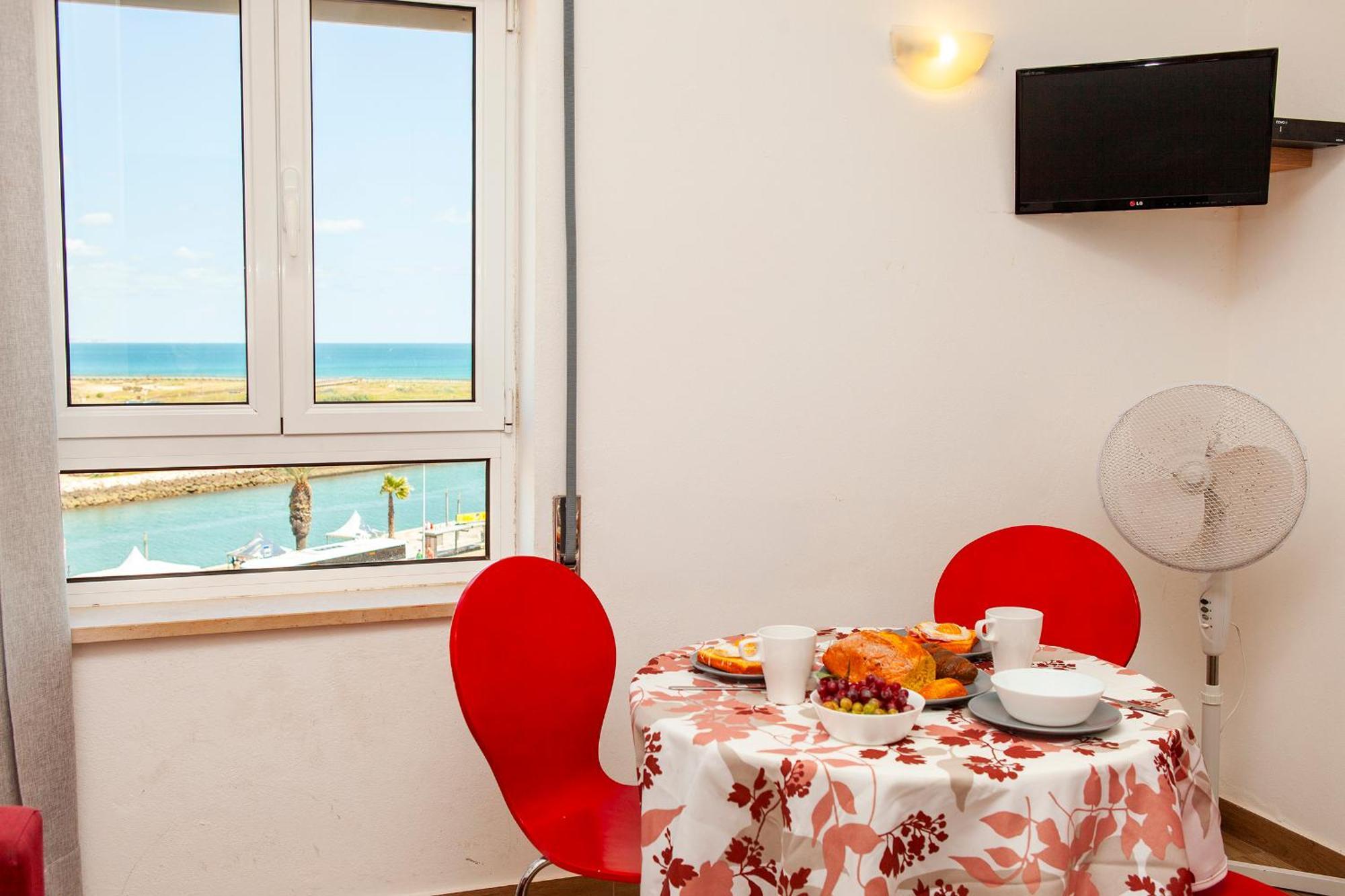 A38 - Rising Sun Top-floor Flat Apartamento *