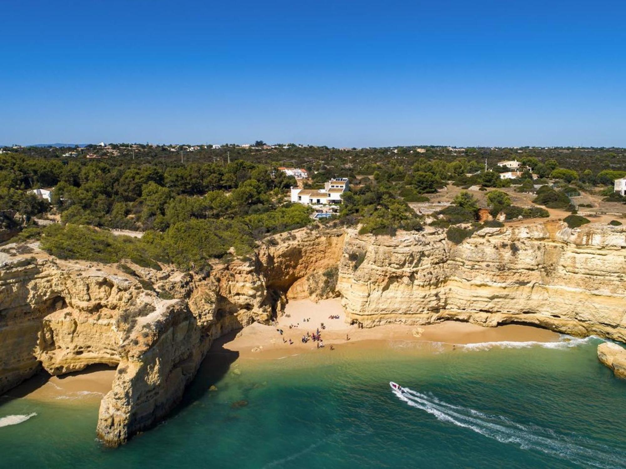 Stunning Oceanview Algarve Villa 9 Bedrooms Villa Quinta Marinha Amazing Location Overlooking Sea Huge Pool Benagil Villa