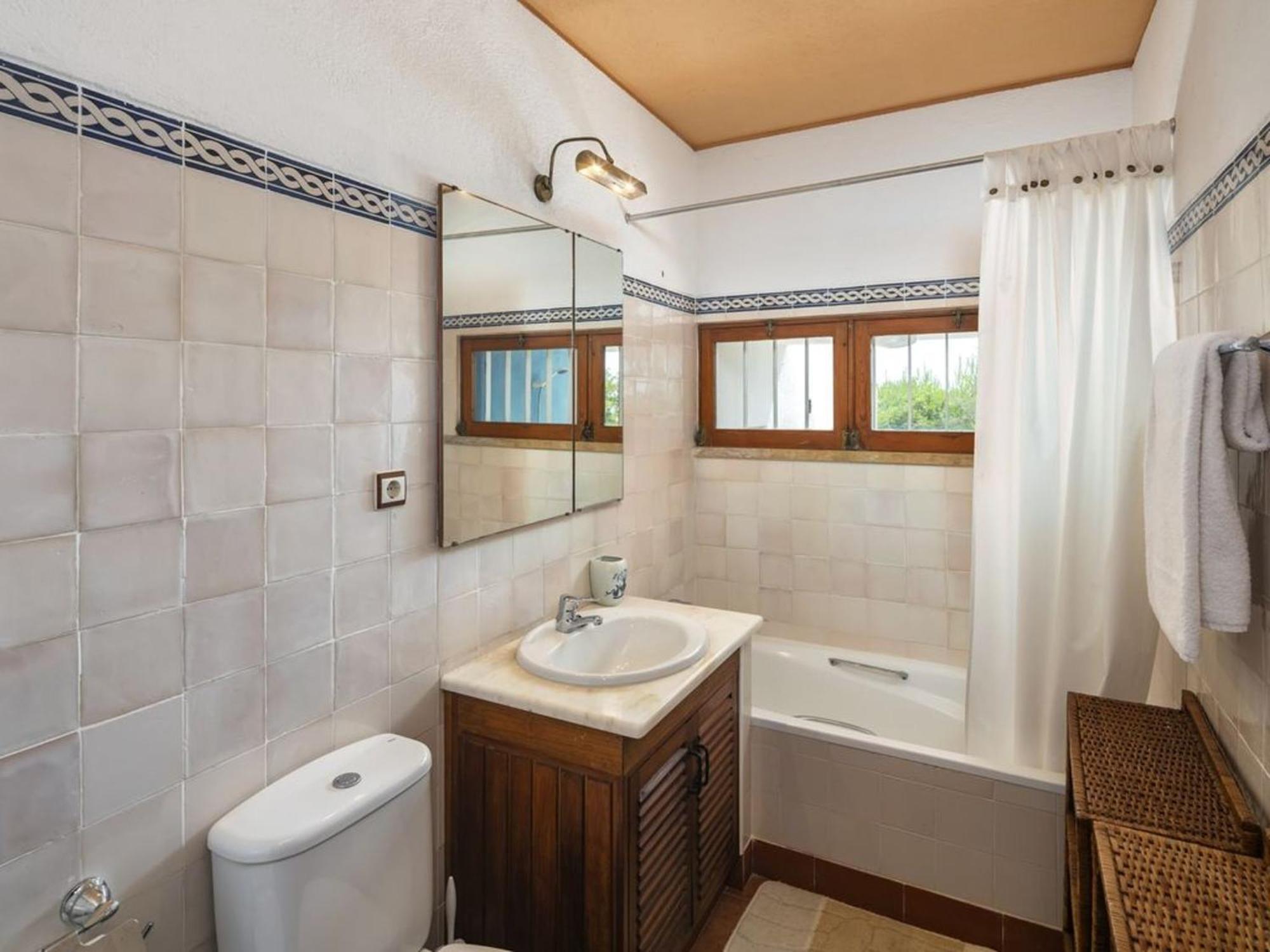 Stunning Oceanview Algarve Villa 9 Bedrooms Villa Quinta Marinha Amazing Location Overlooking Sea Huge Pool Benagil