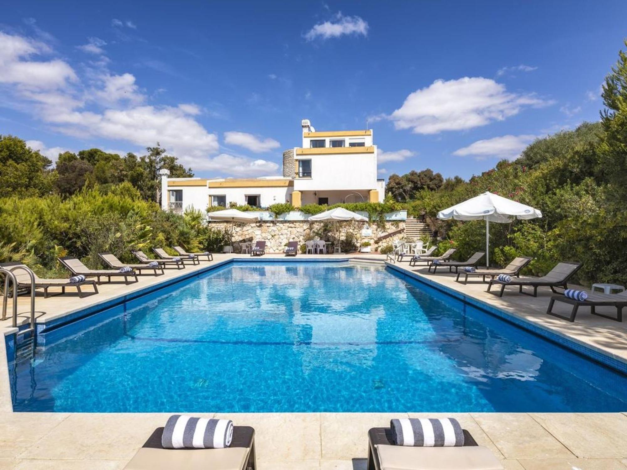 Stunning Oceanview Algarve Villa 9 Bedrooms Villa Quinta Marinha Amazing Location Overlooking Sea Huge Pool Benagil Villa
