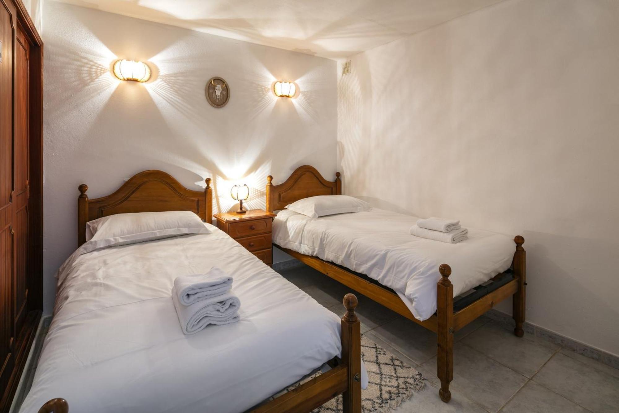 Charming Algarve Quinta Luz 9 Bedrooms Large Pool Snooker Table * Silves