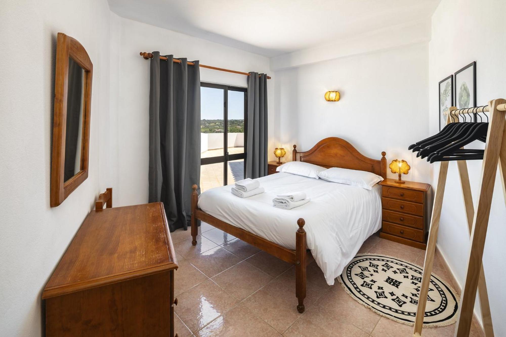Charming Algarve Quinta Luz 9 Bedrooms Large Pool Snooker Table