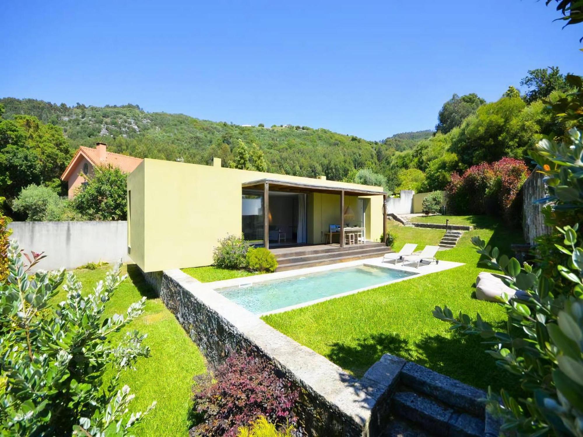 Beautiful 2 Bedrooms Sandover Private Pool Bbq North Portugal Villa
