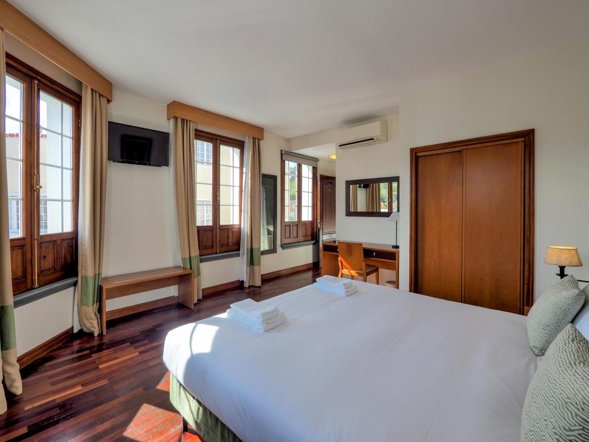 Vale Hotel